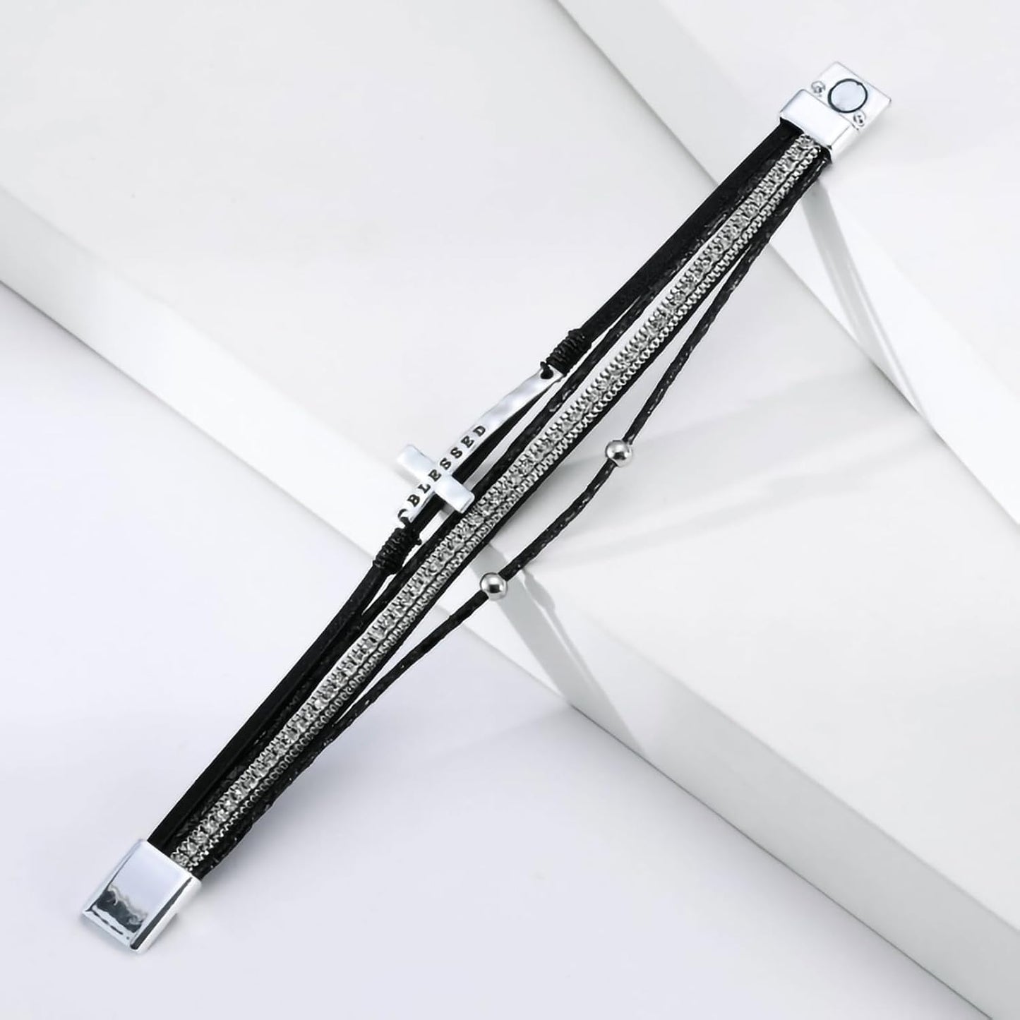 Fesciory Leopard Bracelet for Women, Boho Leather Wrap Multi-Layer Pearl Crystal Bracelet Bangle Jewelry