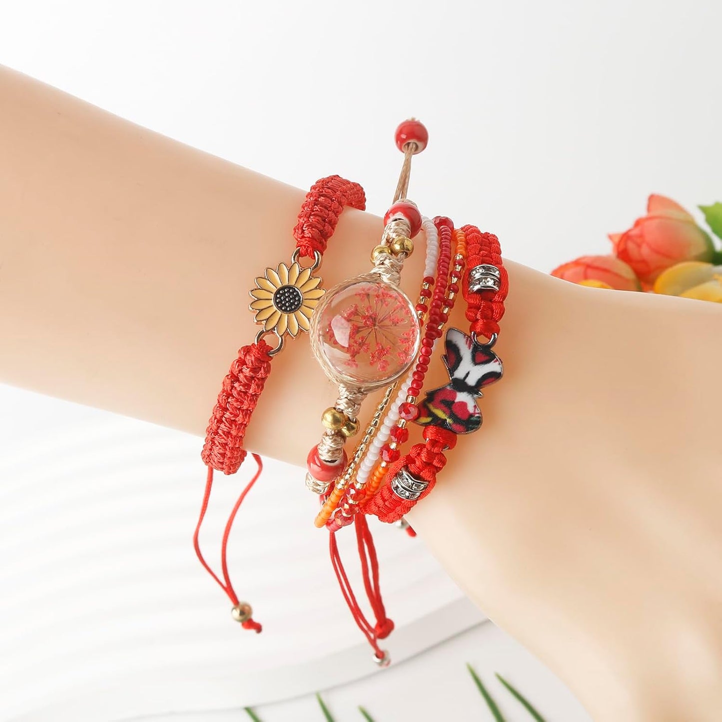 DS 4PCS String beads Charm Bracelets for Teen Girls Dainty cute cartoon Butterfly Daisy Eternal flower Beads Bracelets set for woman and girls Adjustable Stretch bracelet birthday Gift For Friends