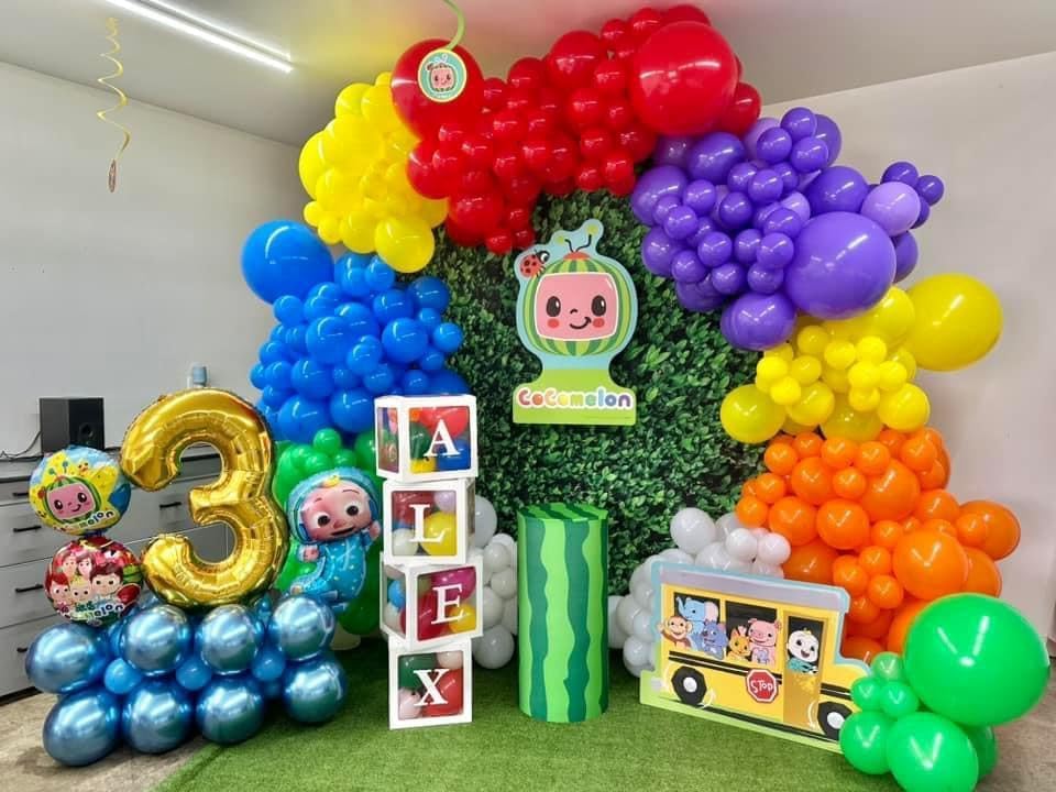 Red Balloons, 150 pcs Different Sizes Pack of 18 Inch 12 Inch 10 Inch 5 Inch Matte Red Latex Balloons for Balloon Garland Balloon Arch as Birthday Party Wedding Decorations