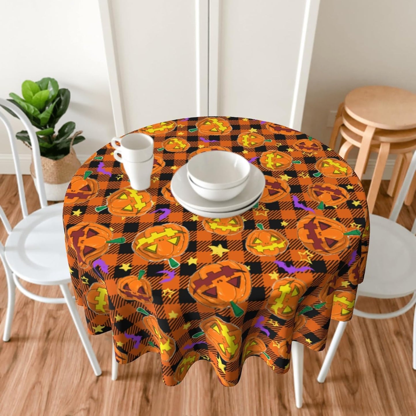 Giwawa Happy Halloween Round Tablecloth 60 Inch Spooky Pumpkins Bats Checkered Circle Table Cover Orange Black Buffalo Plaids Table Cloth Washable Polyester for Dining Kitchen Party Holiday Decor