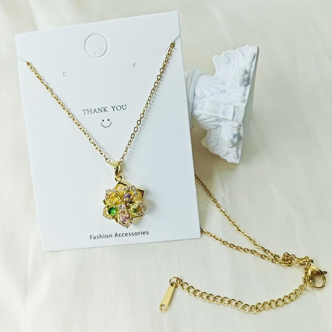 Necklace for Women Gold Flower Fidget Necklace Rotatable Crystal Silver Blossom Pendant Necklaces Adjustable Spinning Fidget Necklaces Redbud Flower Choker Funny Gift Jewelry