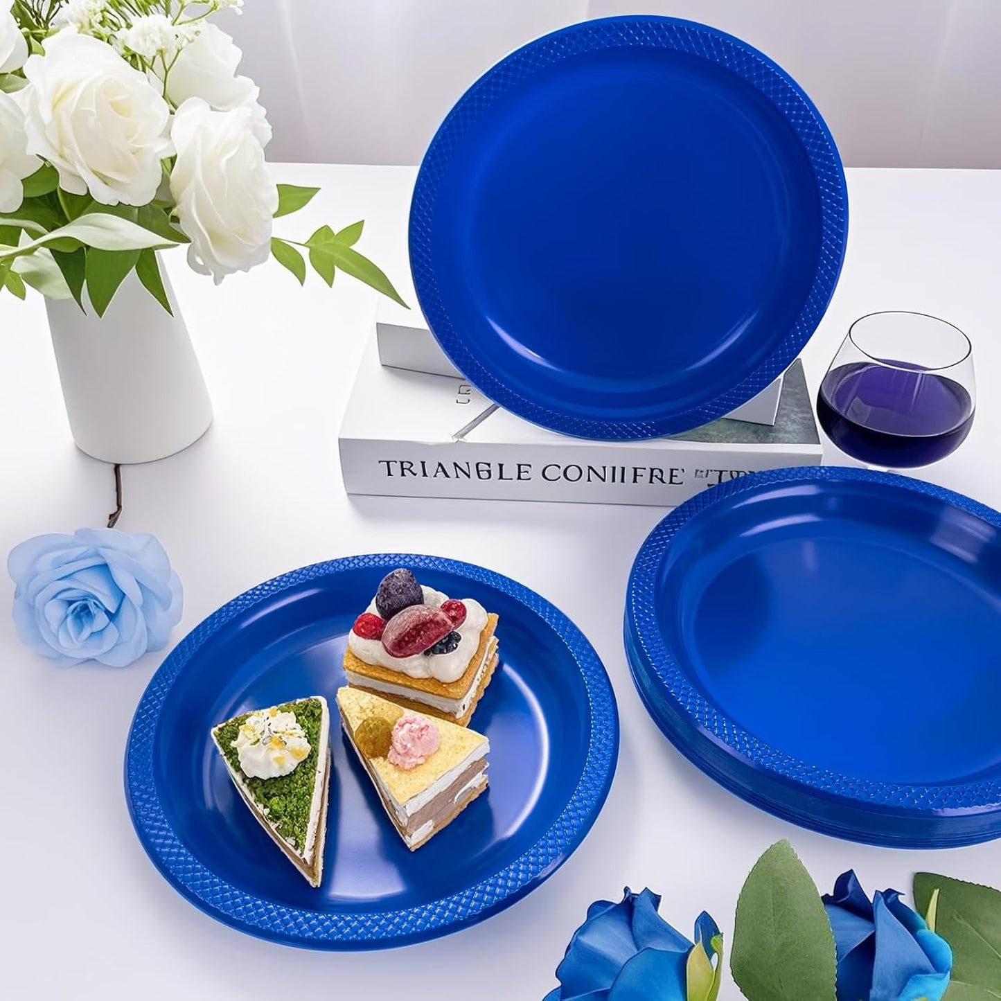 WELLIFE Royal Blue Party Plates 7 Inch -150 Count, Disposable Plastic Dark Blue Dessert Plates for Party Salad Cake Appetizer
