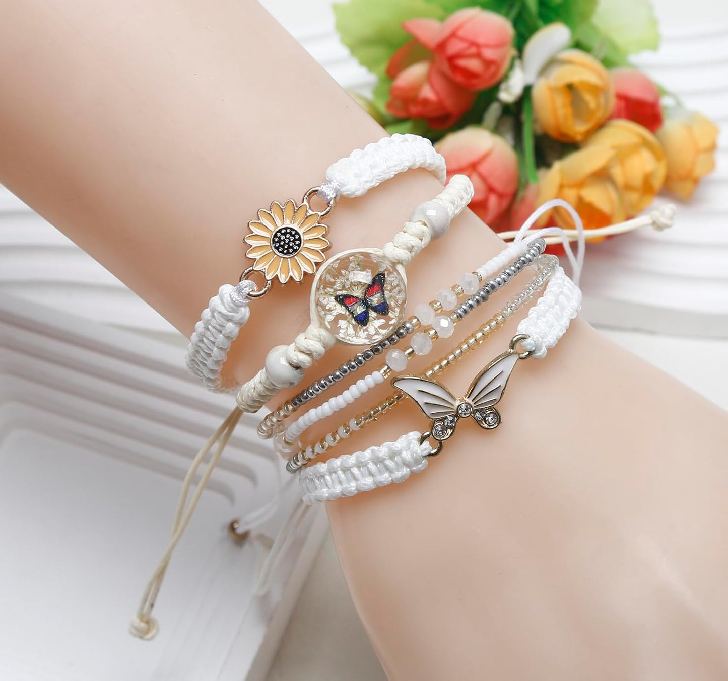 DS 4PCS String beads Charm Bracelets for Teen Girls Dainty cute cartoon Butterfly Daisy Eternal flower Beads Bracelets set for woman and girls Adjustable Stretch bracelet birthday Gift For Friends