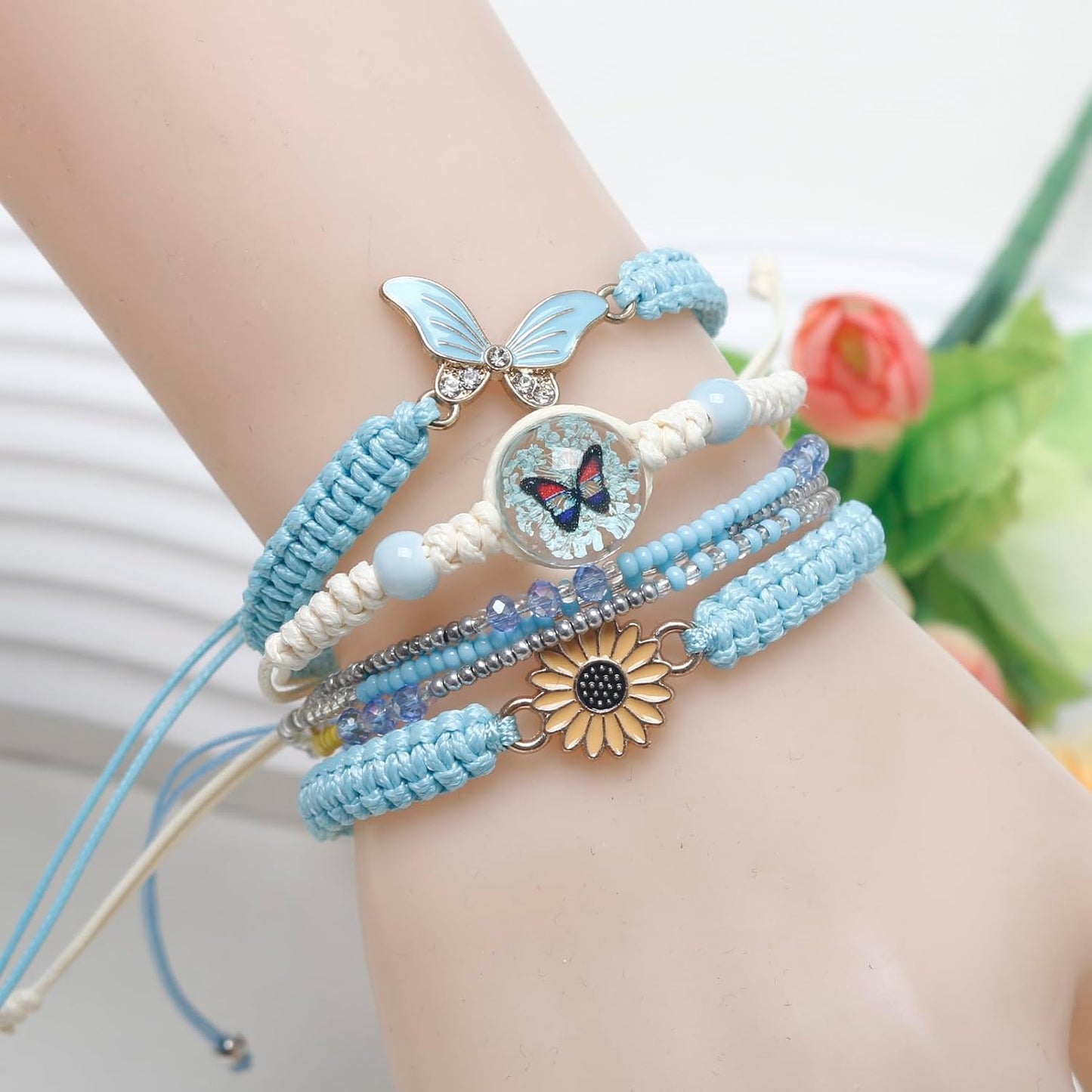 DS 4PCS String beads Charm Bracelets for Teen Girls Dainty cute cartoon Butterfly Daisy Eternal flower Beads Bracelets set for woman and girls Adjustable Stretch bracelet birthday Gift For Friends