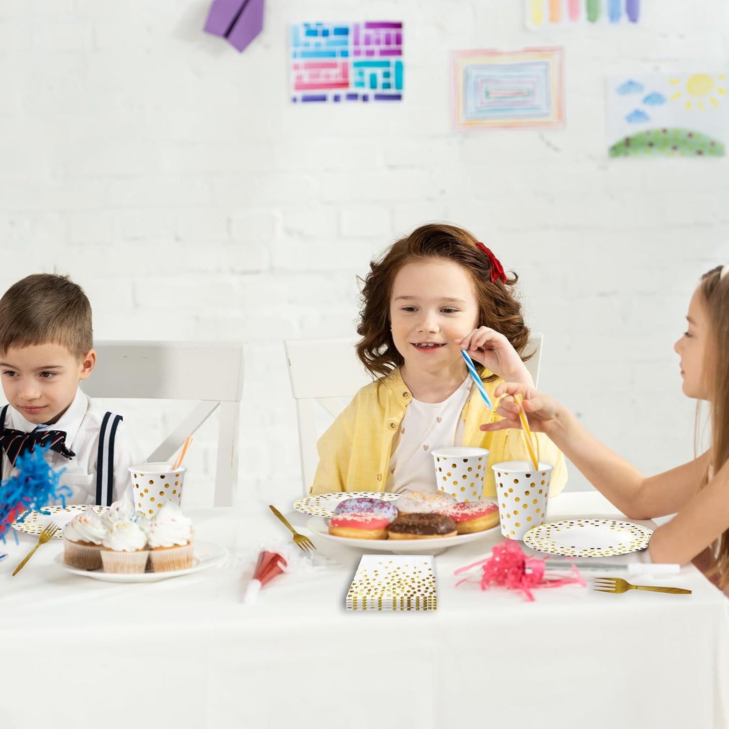 160 Pcs White and Gold Paper Plates, Forks and Cups Party Supplies, Disposable Paper Dessert Cake Plates Tableware Supplies for Birthdays, Graduations, Weddings, Holidays (40 Guests)