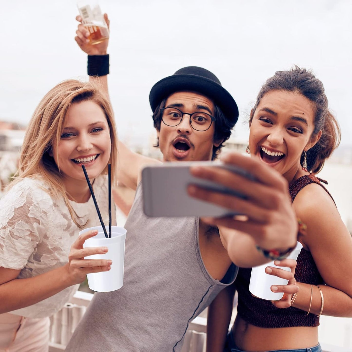 Yungyan 12 Pack 16oz Stadium Cups Reusable Plastic Cups Blank Drink Tumblers for Parties, Events, DIY Projects, 4.5 x 3.54 x 2.72 Inch (White)