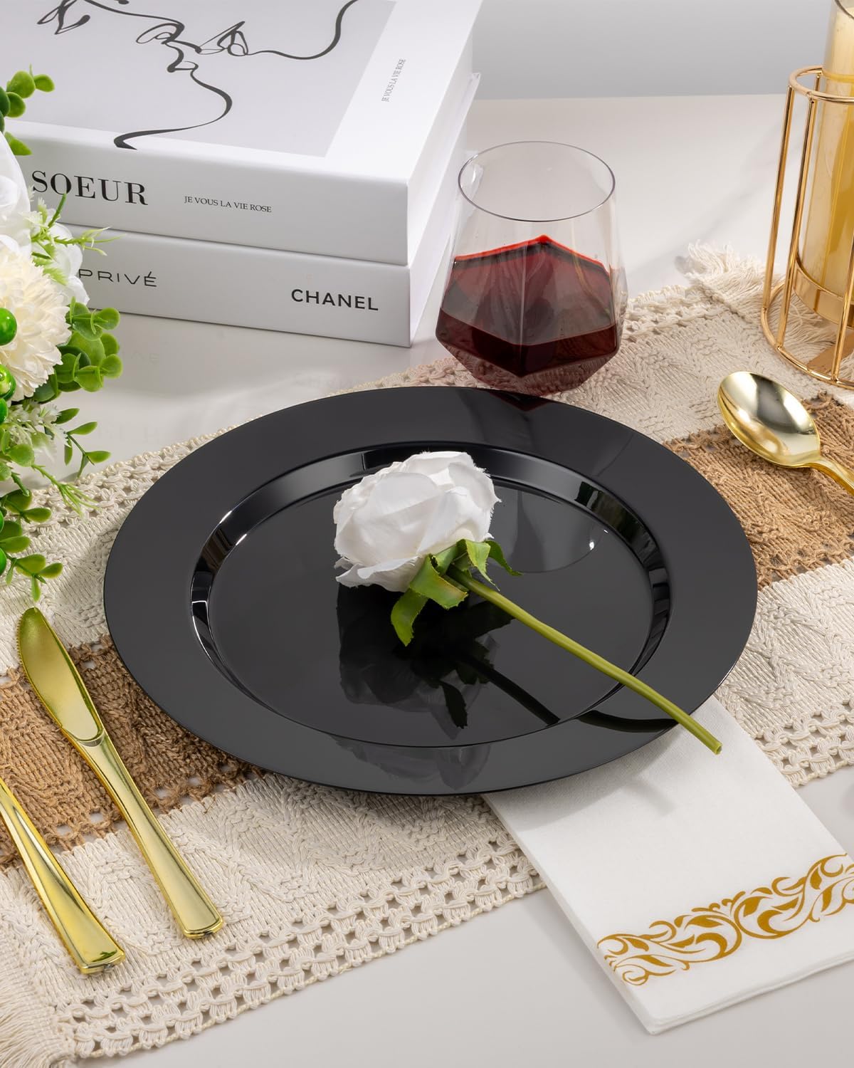 BESTVIP 100PCS Black Plastic Plates, 10.25 Inch Disposable Dinner Plate Party, Heavy Duty Disposable Plastic Plates - Ideal for Christmas Parties, Wedding and Birthday, Everyday Use, Lunch & Dinner