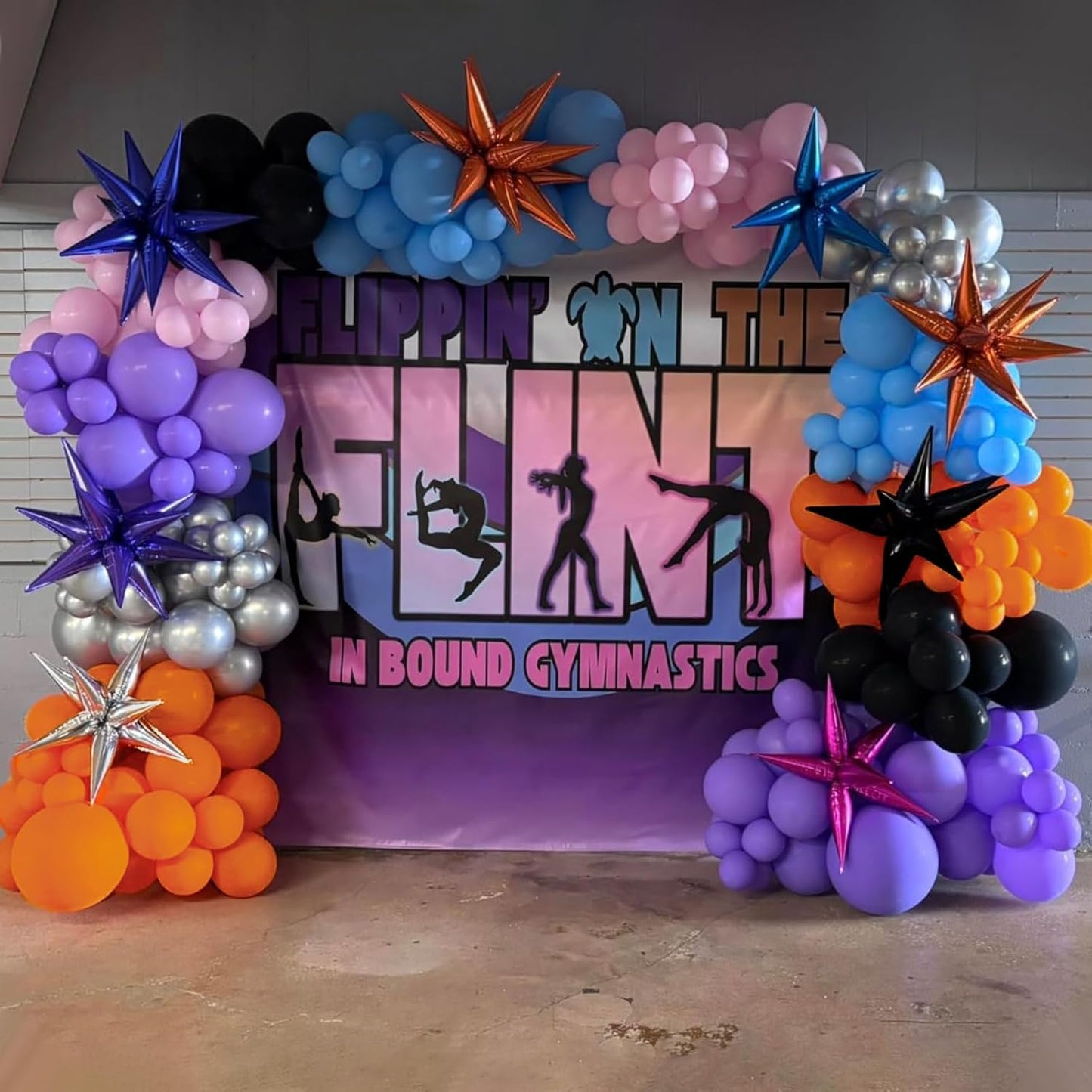 Burnt Orange Balloons, 150 pcs Different Sizes Pack of 18 Inch 12 Inch 10 Inch 5 Inch Terracotta Balloon Garland Arch Kit for Thanksgiving Halloween Fall Birthday Party Decorations