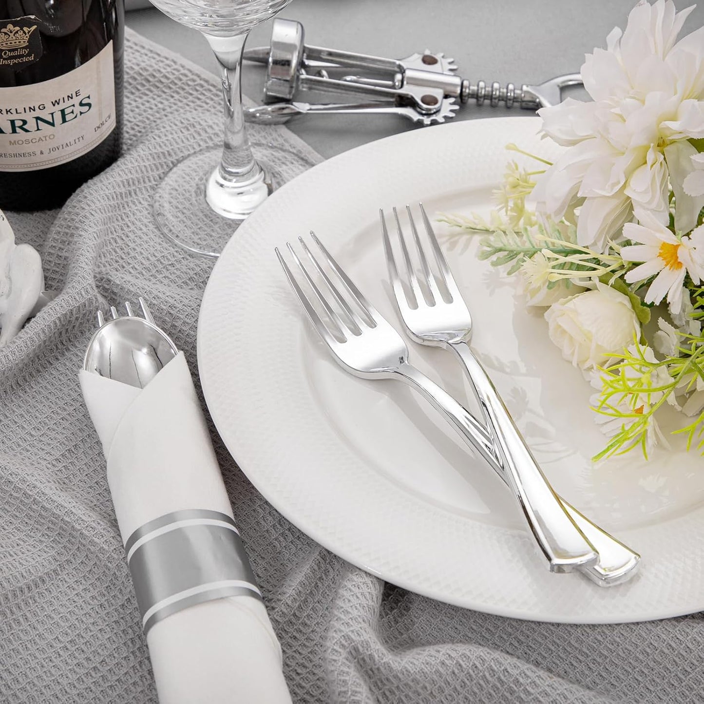 Liacere 100 Pack Silver Plastic Silverware-Pre Wrapped cutlery and Napkin-Pre Rolled Silverware Disposable 100 Forks, 100 Knives 100 Spoons, 100 Napkins Plastic Utensils&Father's Day&Independence Day