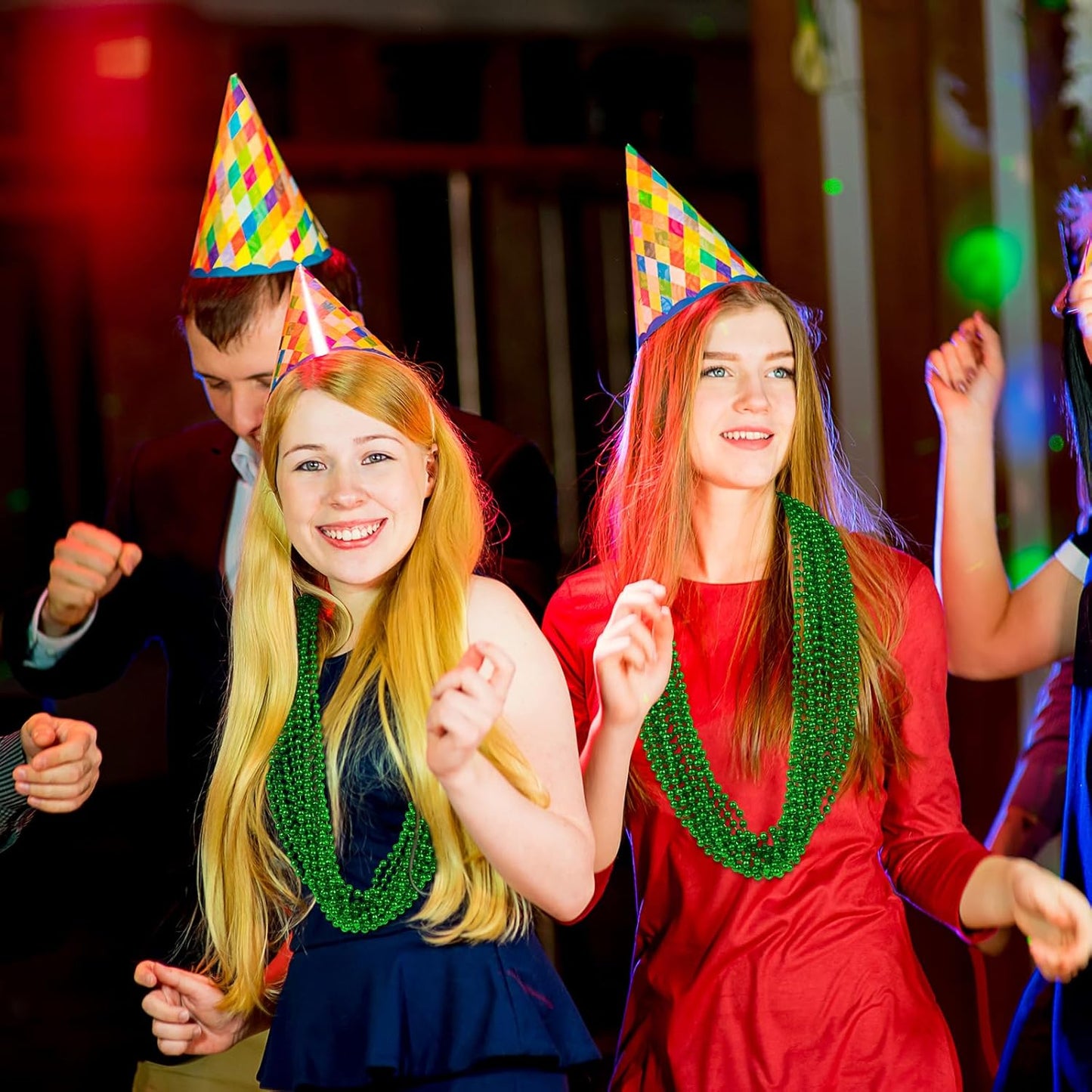 SHAOQINLIN 144 PCS St. Patrick's Day Bead Necklaces, Green Mardi Gras Christmas Beads, 33'' Green Party Beads for St. Patricks Day, Mardi Gras, Christmas, Carnival Party Favors