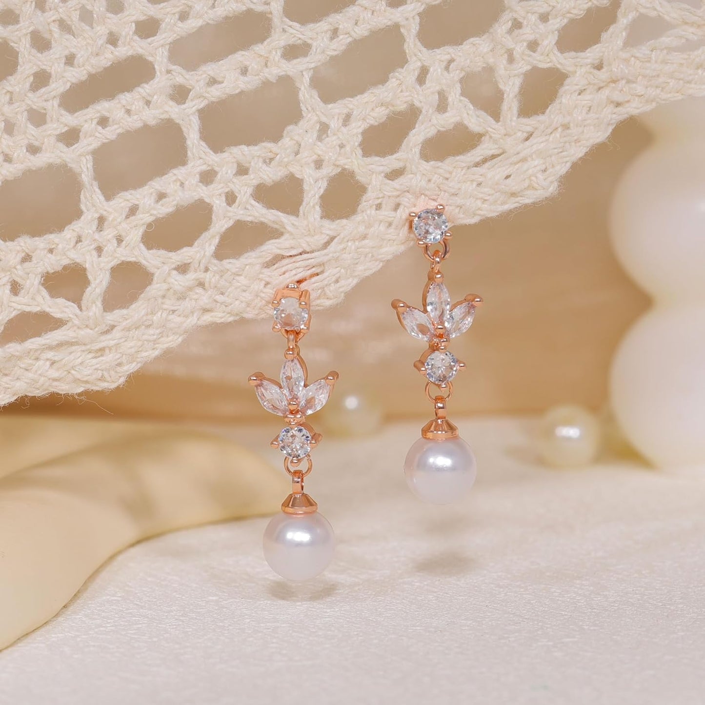 SELSHE Dangle Earrings for Women, 14k Gold Plated Pearl Drop Earring Dainty Gold Earrings for Women Trendy Cute Prom Bridal Earring Long Wedding Pearl Earring Formal Jewelry