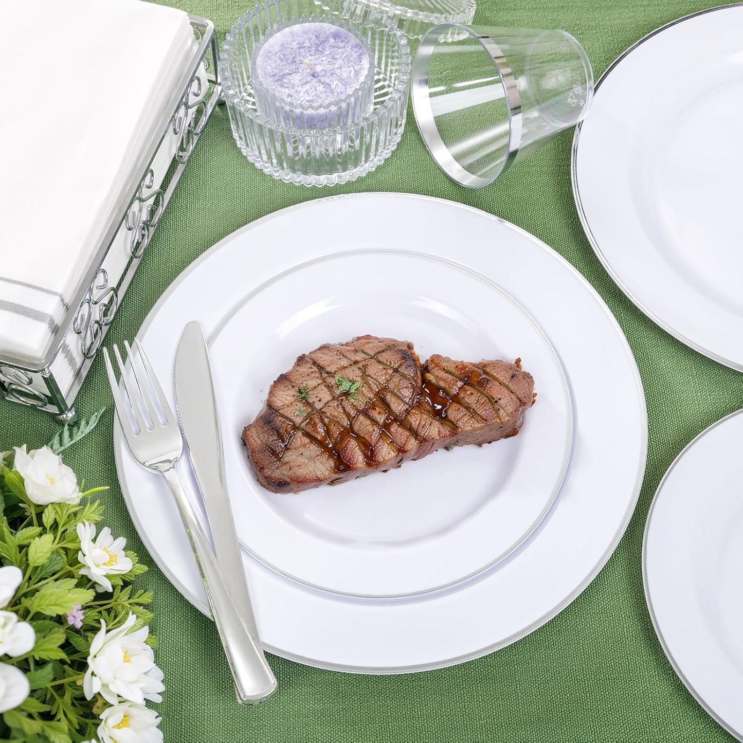 SUT 175 Piece Silver and White Plastic Dinnerware Set for 25 Guests, Disposable Plastic Plates, Include: 25 Dinner Plates, 25 Dessert Plates, 25 Pre Rolled Napkins with Silver Silverware, 25 Cups