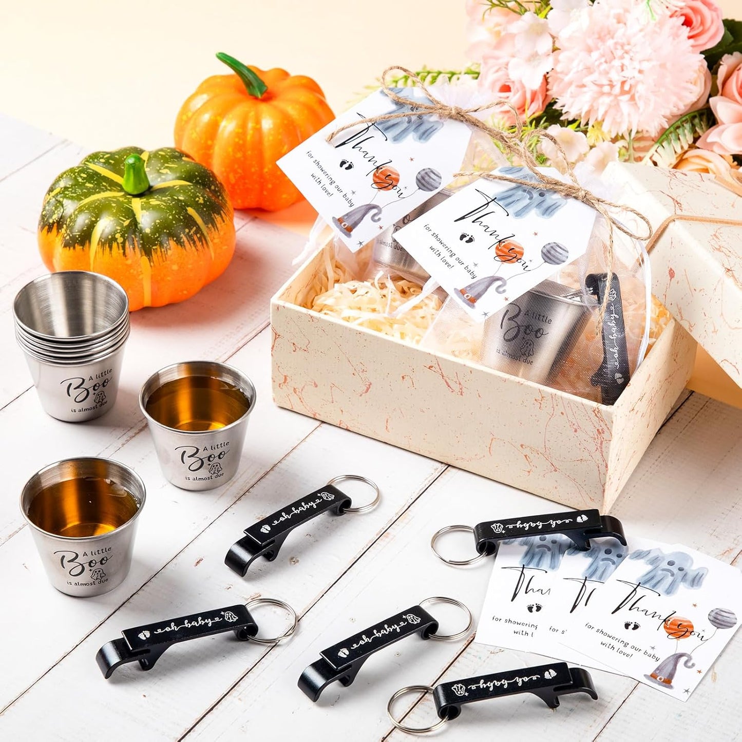 Vesici 25 Sets 50 Sets Baby Shower Favors 1.5 oz Stainless Steel Shot Glasses Cute Bottle Opener Keychains Thank You Tags Bags Halloween/Fall/Gender Reveal Party Return Gift Guest (Black)