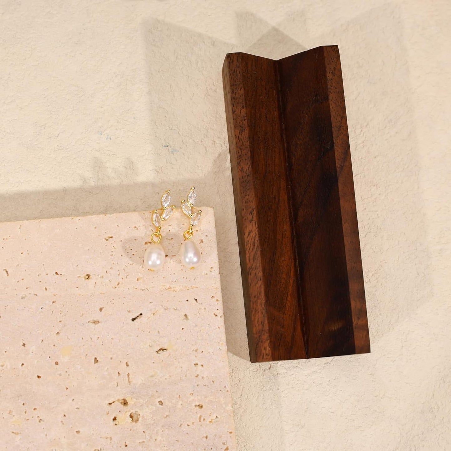 SELSHE Dangle Earrings for Women, 14k Gold Plated Pearl Drop Earring Dainty Gold Earrings for Women Trendy Cute Prom Bridal Earring Long Wedding Pearl Earring Formal Jewelry