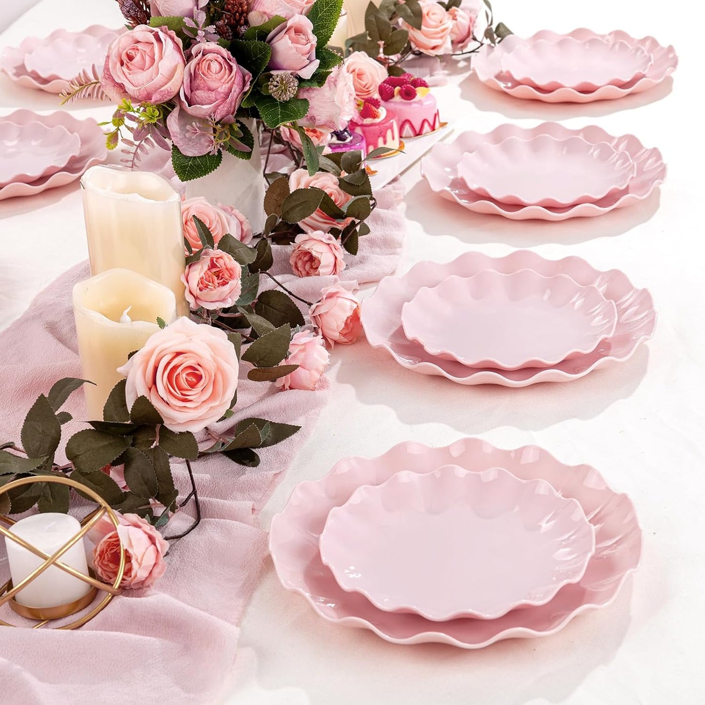 LIYH 20 Pcs 7.5 Inch Pink Scalloped Plastic Plates Reusable - Unbreakable Plastic Cake Dessert Plates for Weddings Party Outdoor Picnics Dishwasher Safe BPA Free (20Guests)