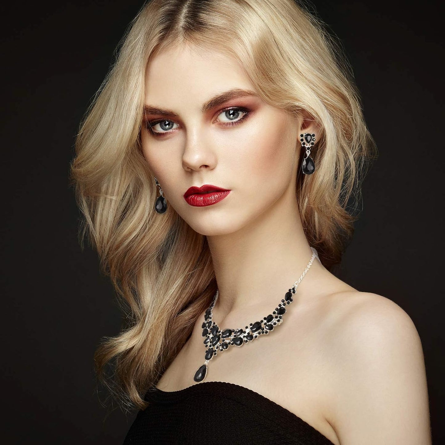 Hicarer Bridal Teardrop Cluster Crystal Jewelry Set for Women Necklace Earrings Wedding