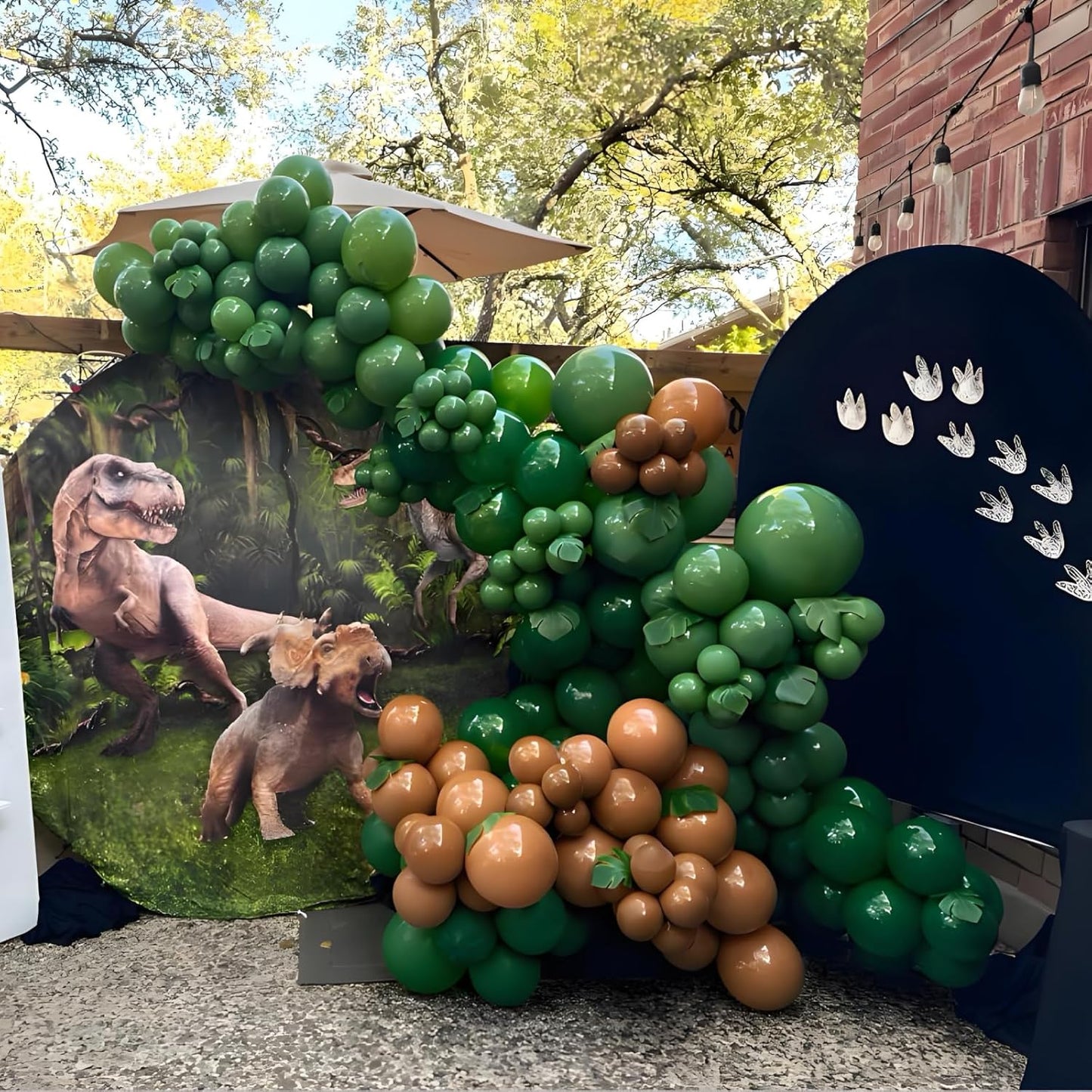 Dark Green Balloons, 150 pcs Different Sizes Pack of 18 Inch 12 Inch 10 Inch 5 Inch Hunter Emerald Forest Green Balloons for Balloon Garland Balloon Arch as Birthday Party Wedding Decorations