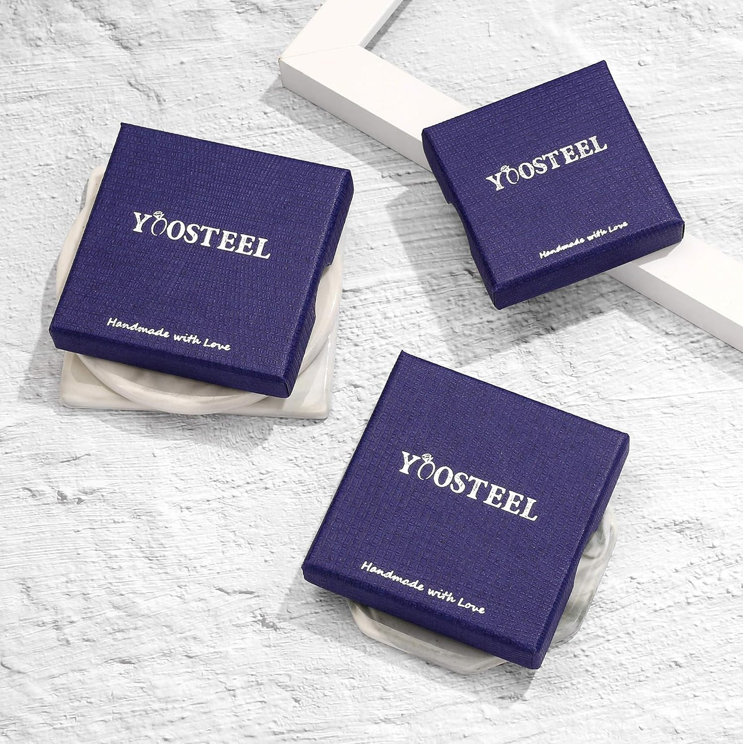 Yoosteel Christmas Gifts for Grandkids Teen Girls - Colorful Beaded Initial Necklace for Girls Kids Jewelry A-Z Letter Choker Necklace Birthday Gifts Stocking Stuffers for Teen Girl Women Kids Toddler