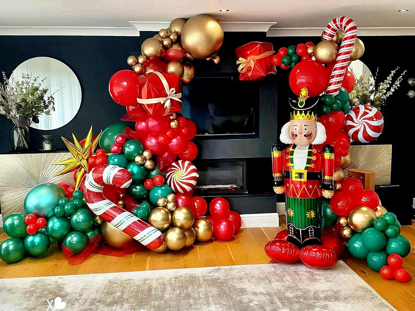 Red and Green Balloon, 75PCS Christmas Balloons, 12in and 5in Red Green and Gold Latex Balloons for Birthday,New Years,Christmas Eve Decorations