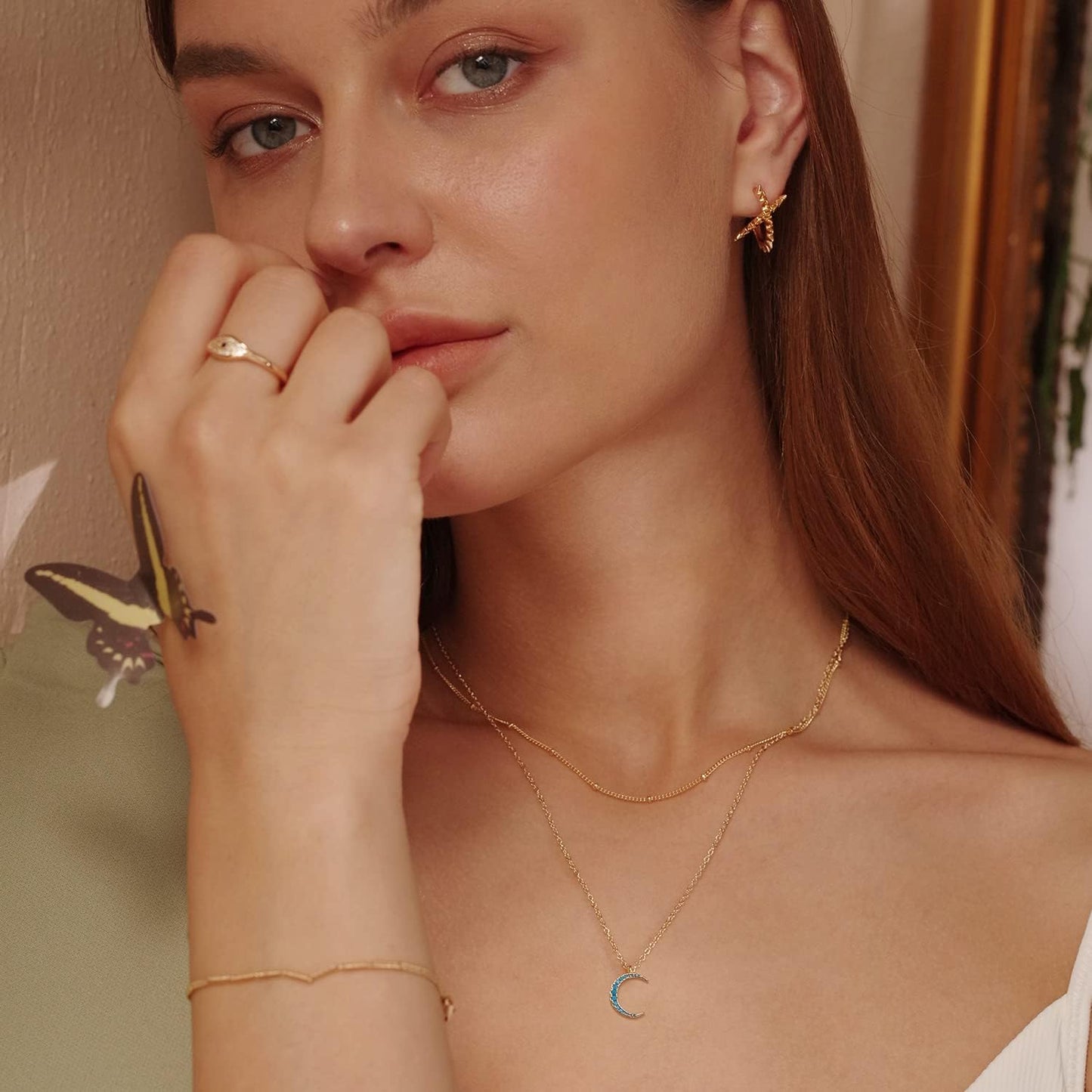 MEVECCO Layered Heart Necklace Pendant Handmade 18k Gold Plated Dainty Gold Choker Arrow Bar Layering Long Necklace for Women