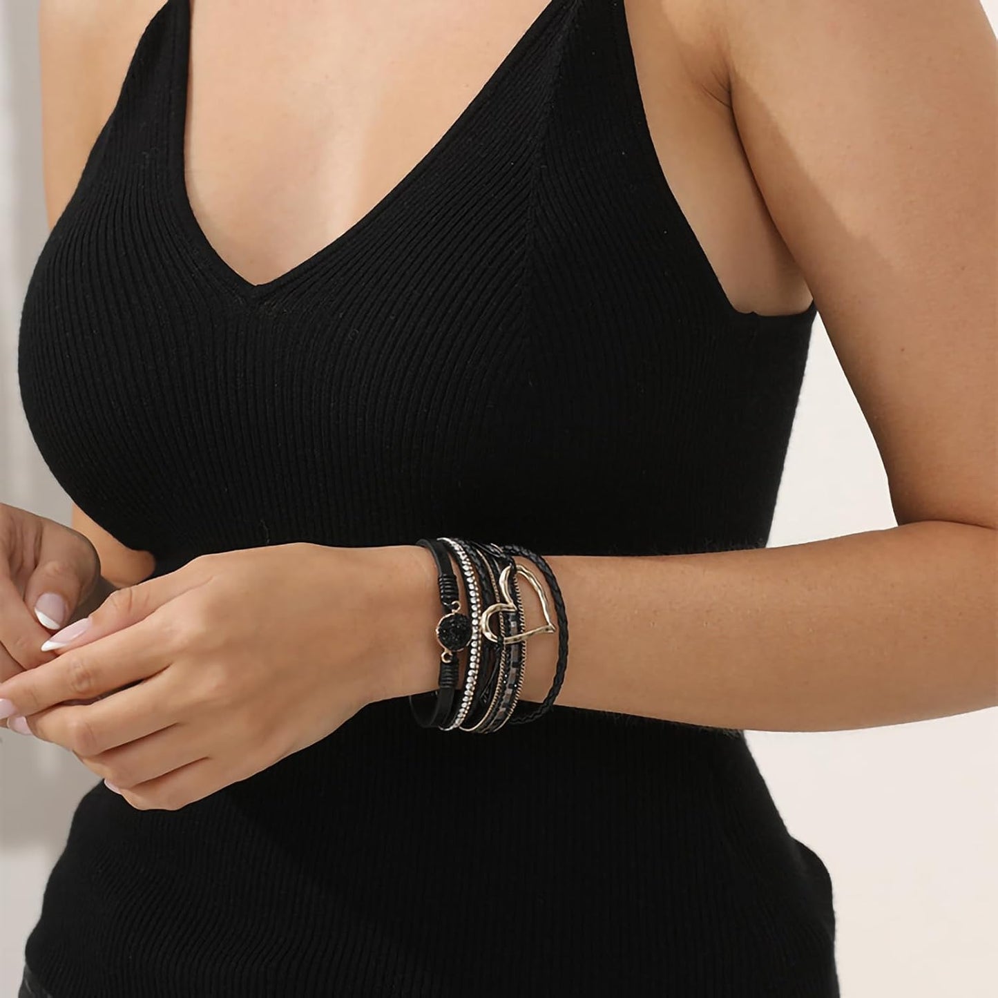 Fesciory Leopard Bracelet for Women, Boho Leather Wrap Multi-Layer Pearl Crystal Bracelet Bangle Jewelry