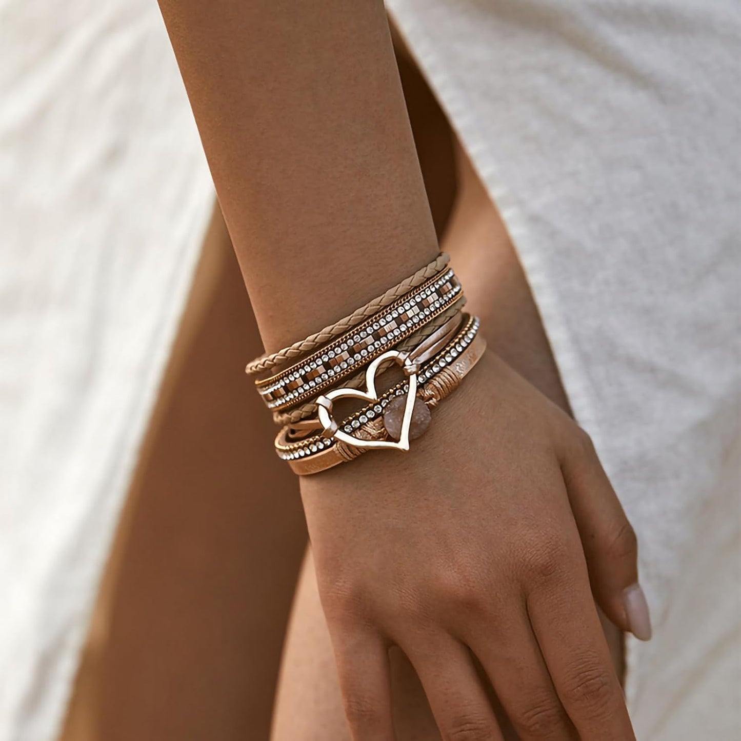 Fesciory Leopard Bracelet for Women, Boho Leather Wrap Multi-Layer Pearl Crystal Bracelet Bangle Jewelry