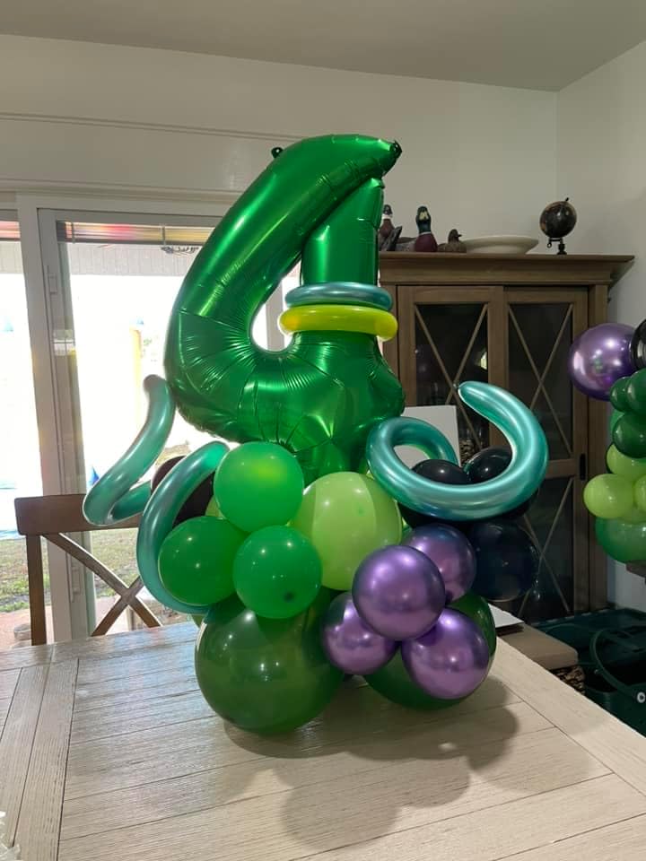 Green Number 11 Balloon 40 inch, 11 Number Balloons, 11th Green Birthday Decorations, 11 Year Old Girls Boys Party Supplies, St. Patrick's Day Games Theme Birthday Decorations