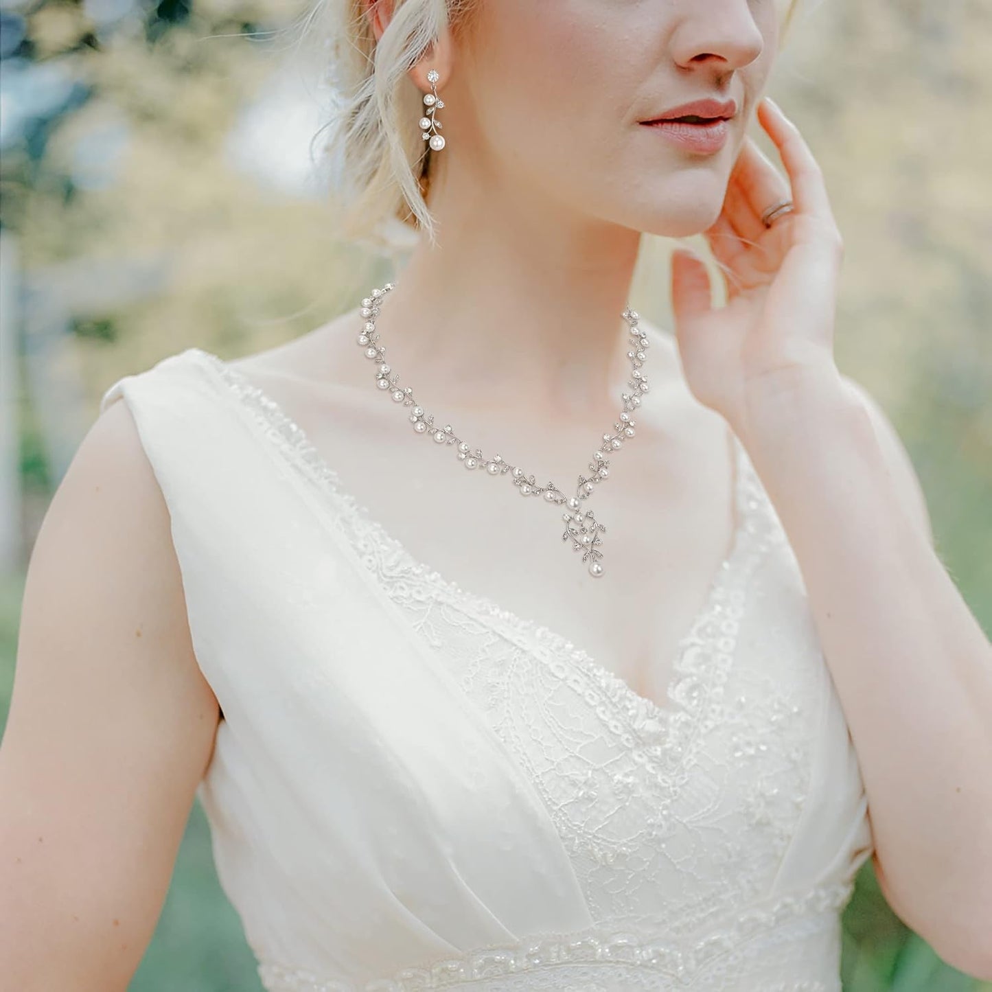 EVER FAITH Bridal Cubic Zirconia Jewelry Sets for Women, White Simulated Pearl Leaf Vine Pendant Wedding Party Necklace Earrings Set for Bridesmaid Bride