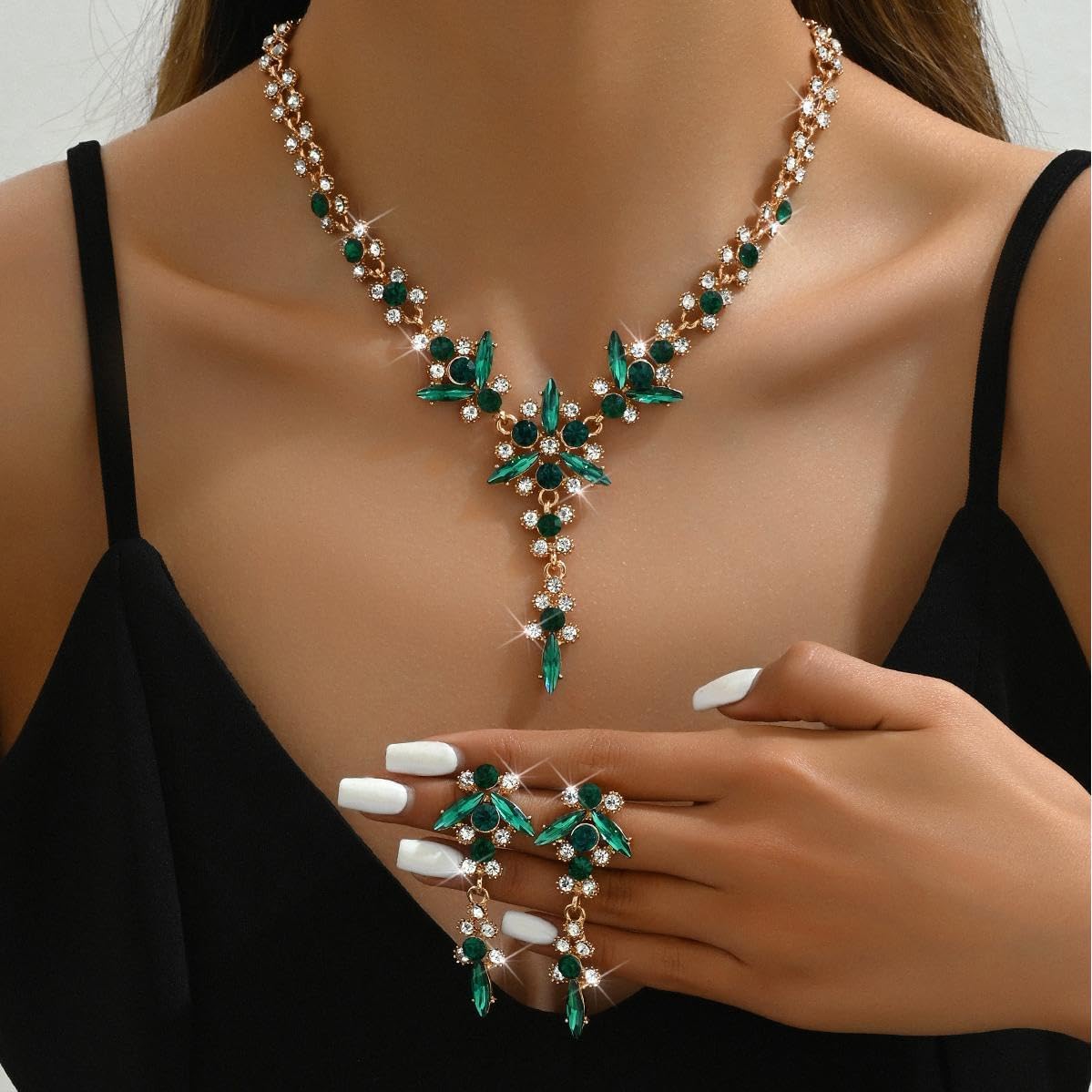 Wedding Jewelry Sets for Brides Rhinestone Necklace and Earring Set Bracelet Ring Gold Silver Prom Jewelry Sets Diamond Flower Teardrop Necklace for Women