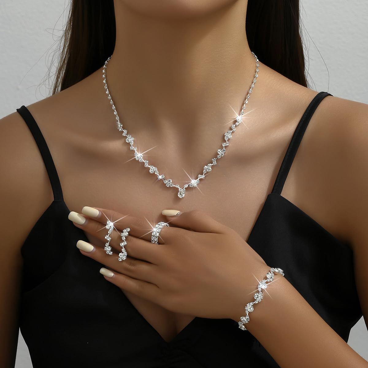 Wedding Jewelry Sets for Brides Rhinestone Necklace and Earring Set Bracelet Ring Gold Silver Prom Jewelry Sets Diamond Flower Teardrop Necklace for Women