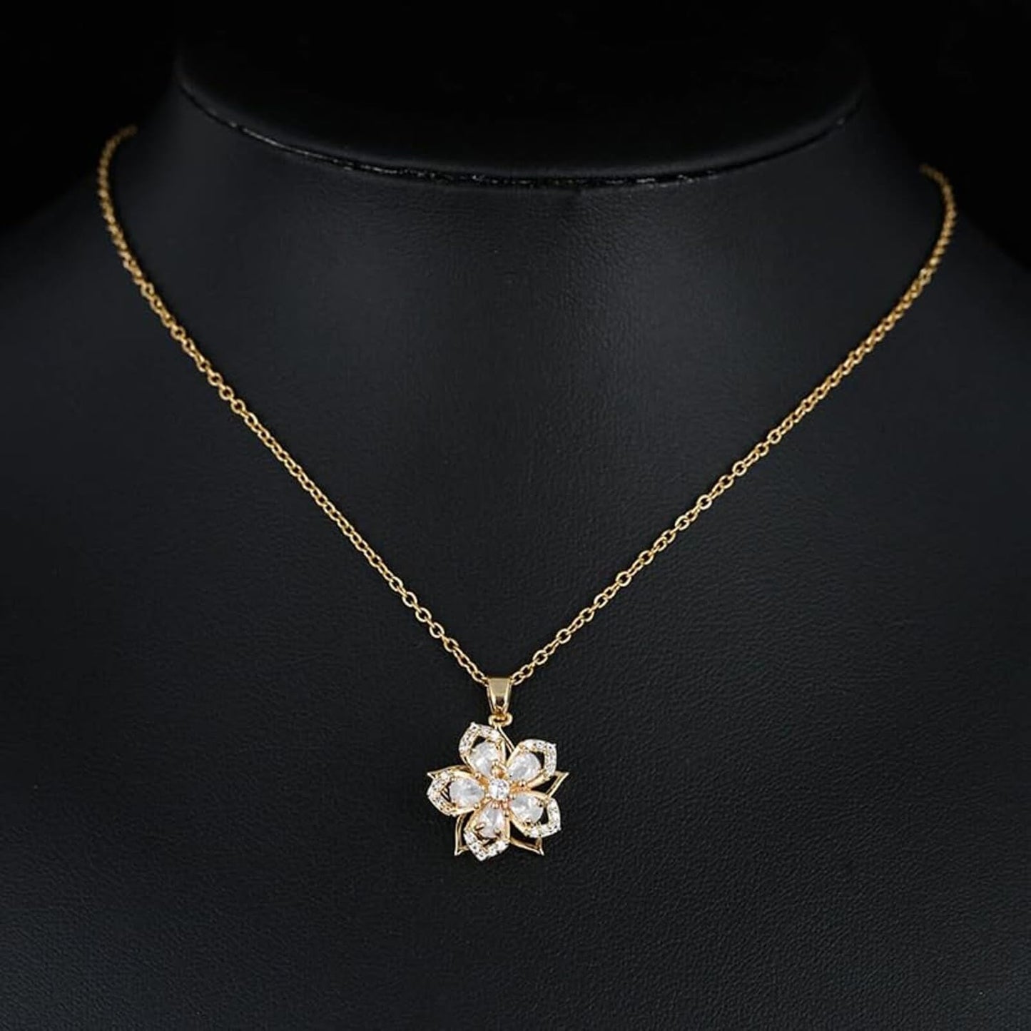Necklace for Women Gold Flower Fidget Necklace Rotatable Crystal Silver Blossom Pendant Necklaces Adjustable Spinning Fidget Necklaces Redbud Flower Choker Funny Gift Jewelry