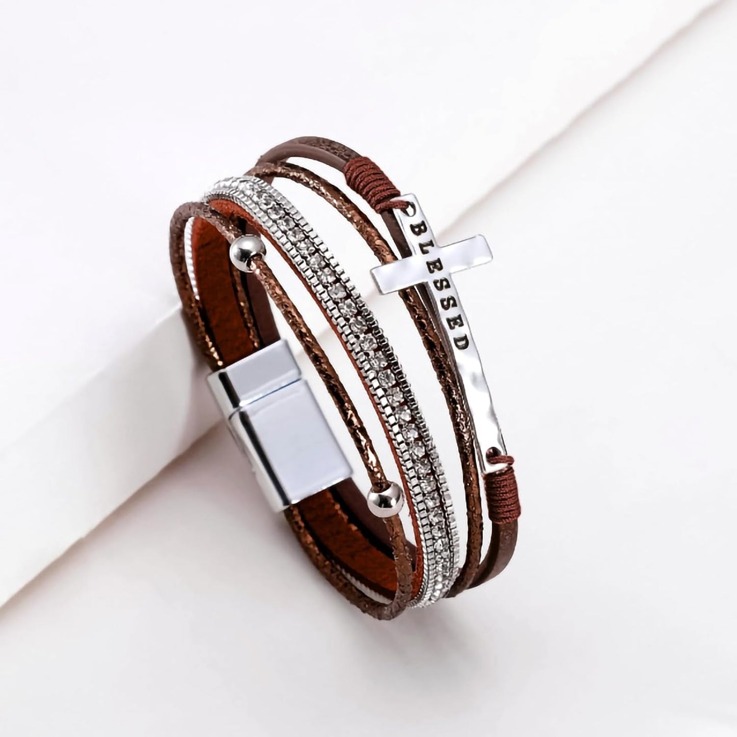 Fesciory Leopard Bracelet for Women, Boho Leather Wrap Multi-Layer Pearl Crystal Bracelet Bangle Jewelry