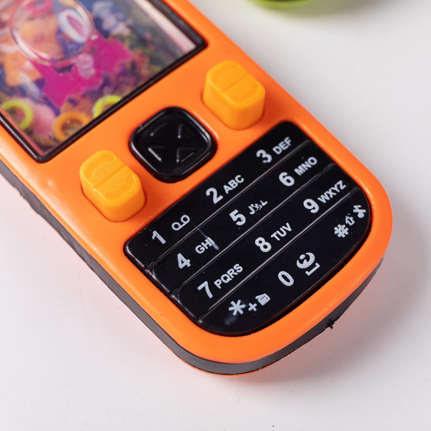 68 Pcs Handheld Water Ring Games-Prize Treasure Box Toys,Birthday Return Gifts Party Favors,Christmas Stocking Goodie Bag Stuffers,Pinata Stuffers for Kids Classroom Students Bulk