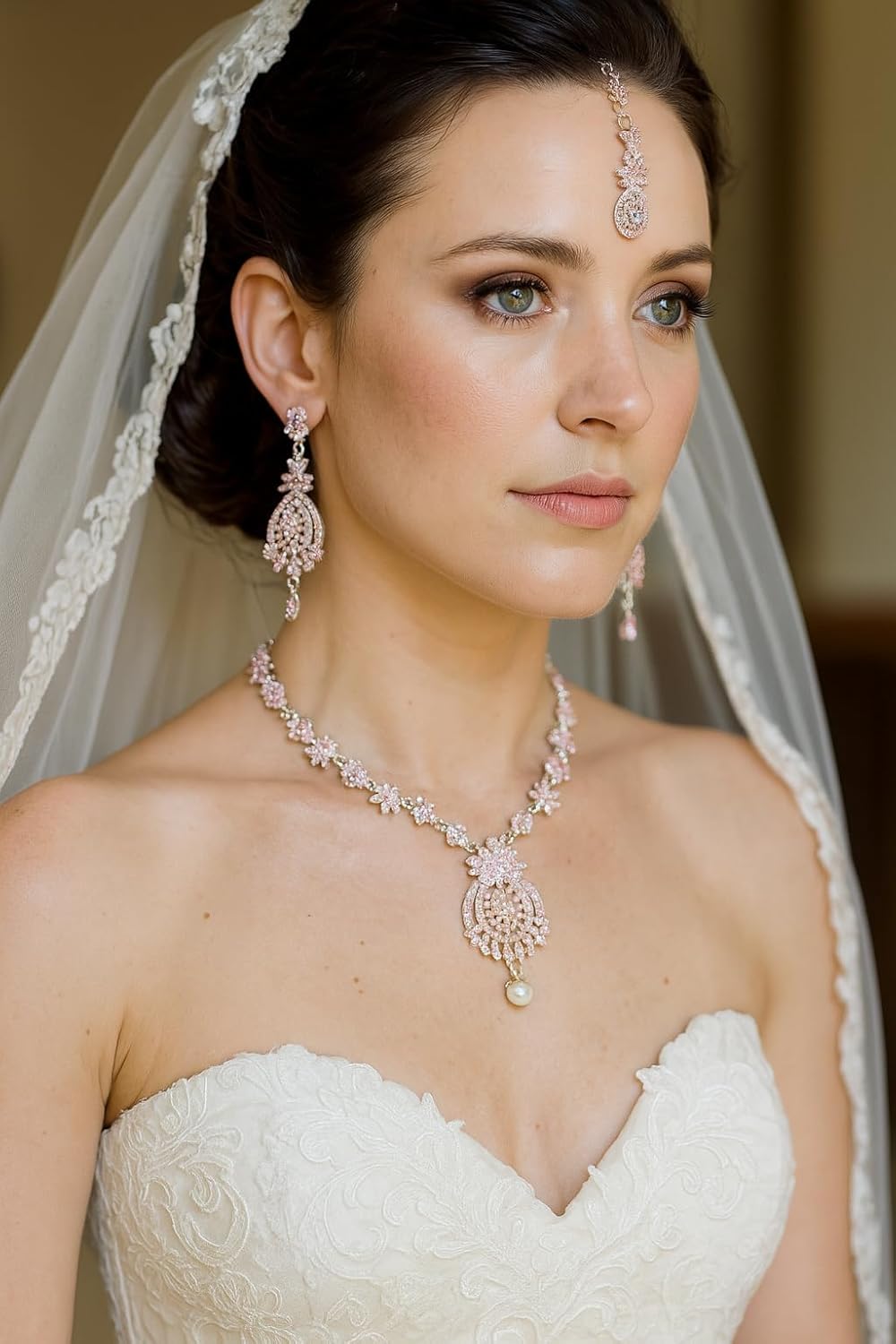 Touchstone Indian jewelry sets for women maang tikka wedding guest gold necklace bollywood jewellery set pageant elegant prom bride accessories western crystal chunky rhinestone necklaces