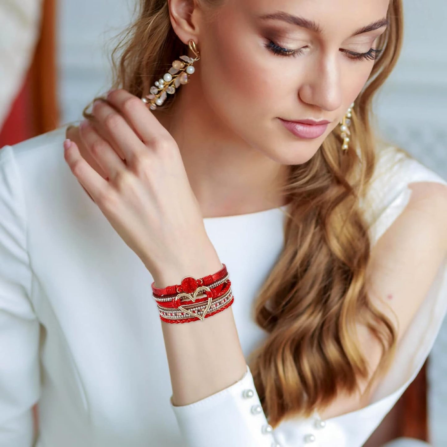 Fesciory Leopard Bracelet for Women, Boho Leather Wrap Multi-Layer Pearl Crystal Bracelet Bangle Jewelry