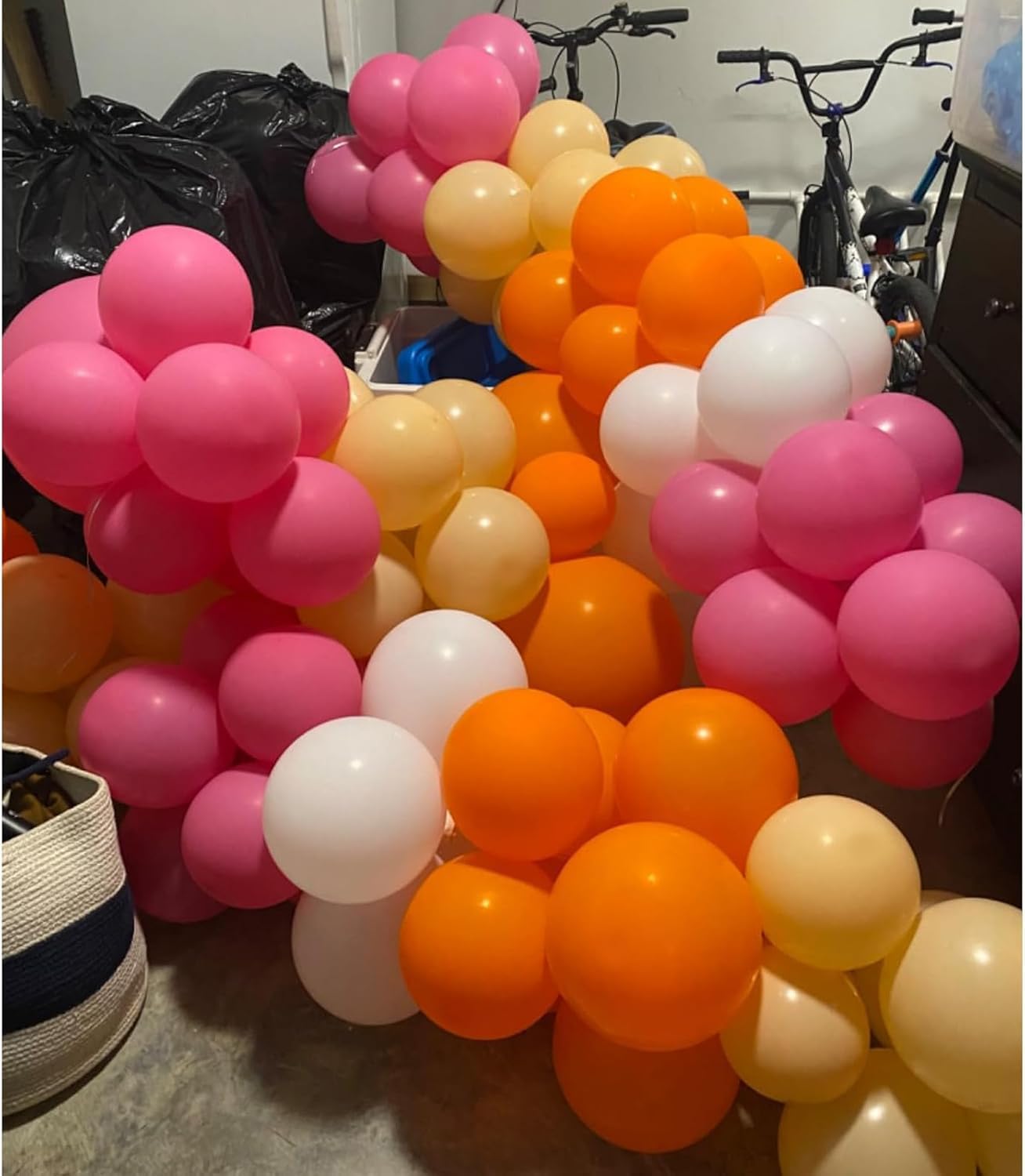 Hot Pink Balloons, 150 pcs Different Sizes Pack of 18 Inch 12 Inch 10 Inch 5 Inch Magenta Fuchsia Dark Pink Balloons for Balloon Garland Balloon Arch as Birthday Party Wedding Decorations