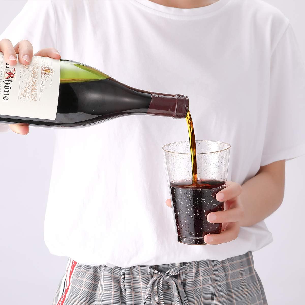 JOLLY CHEF 14 oz 50 Pack Gold Plastic Cups, Disposable Gold Glitter Plastic Cups Tumblers, Ideal for Wedding Halloween, Thanksgiving, Christmas Parties