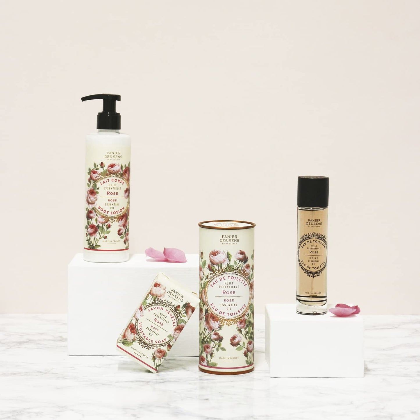 Panier des Sens - Rose Bar Soap - Moisturizing Gentle Scented Soap Bar - Natural Soap with Sweet Almond - 97% Natural Ingredients Made in France - Vegan Friendly - Body & Hand Soap Bars 2x5.3 oz