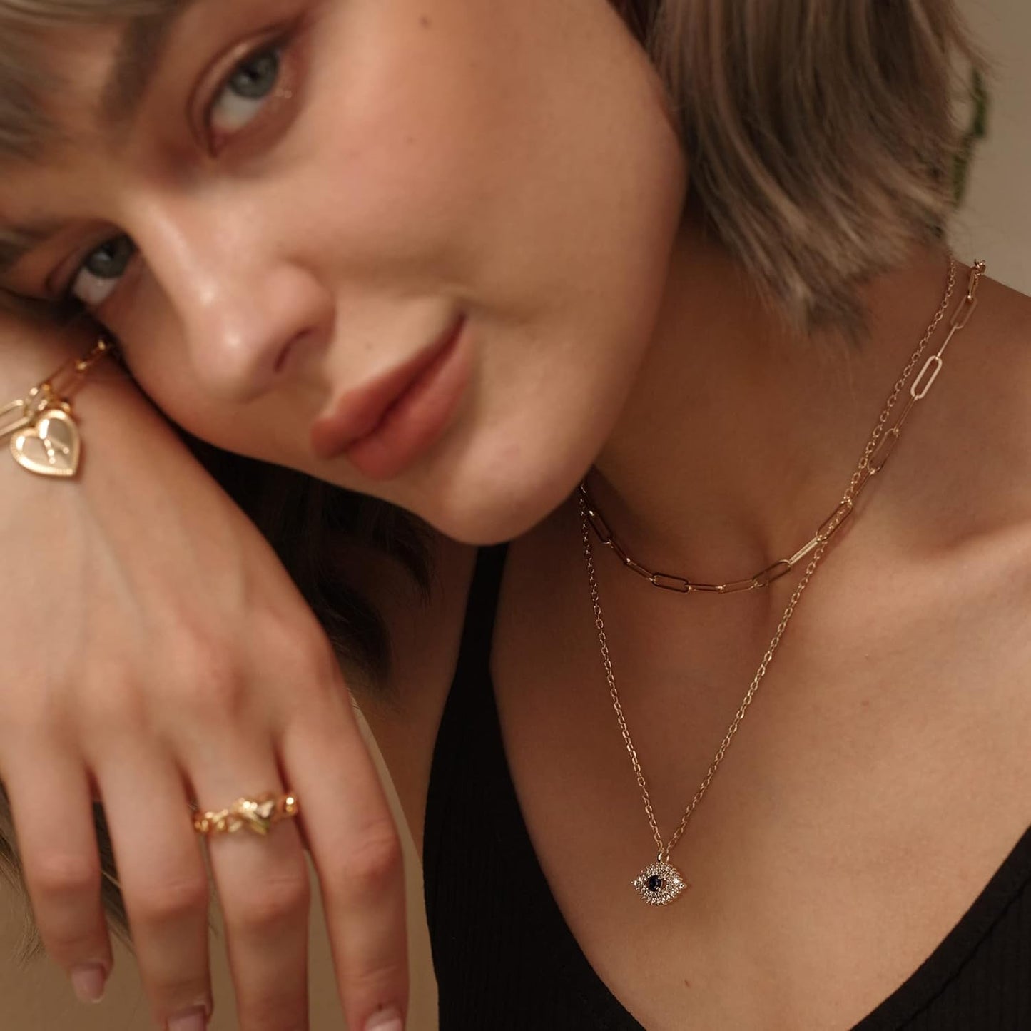 MEVECCO Layered Heart Necklace Pendant Handmade 18k Gold Plated Dainty Gold Choker Arrow Bar Layering Long Necklace for Women