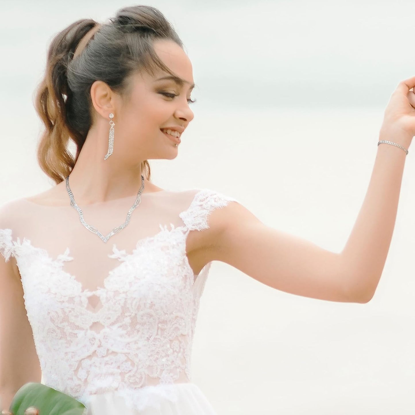 Prom Earrings Necklace Bracelet Set Elegant Crystal Rhinestone Necklace Earrings Bracelet Bridal Wedding Prom Dresses Costume Outfit Gold Jewelry Sets for Women