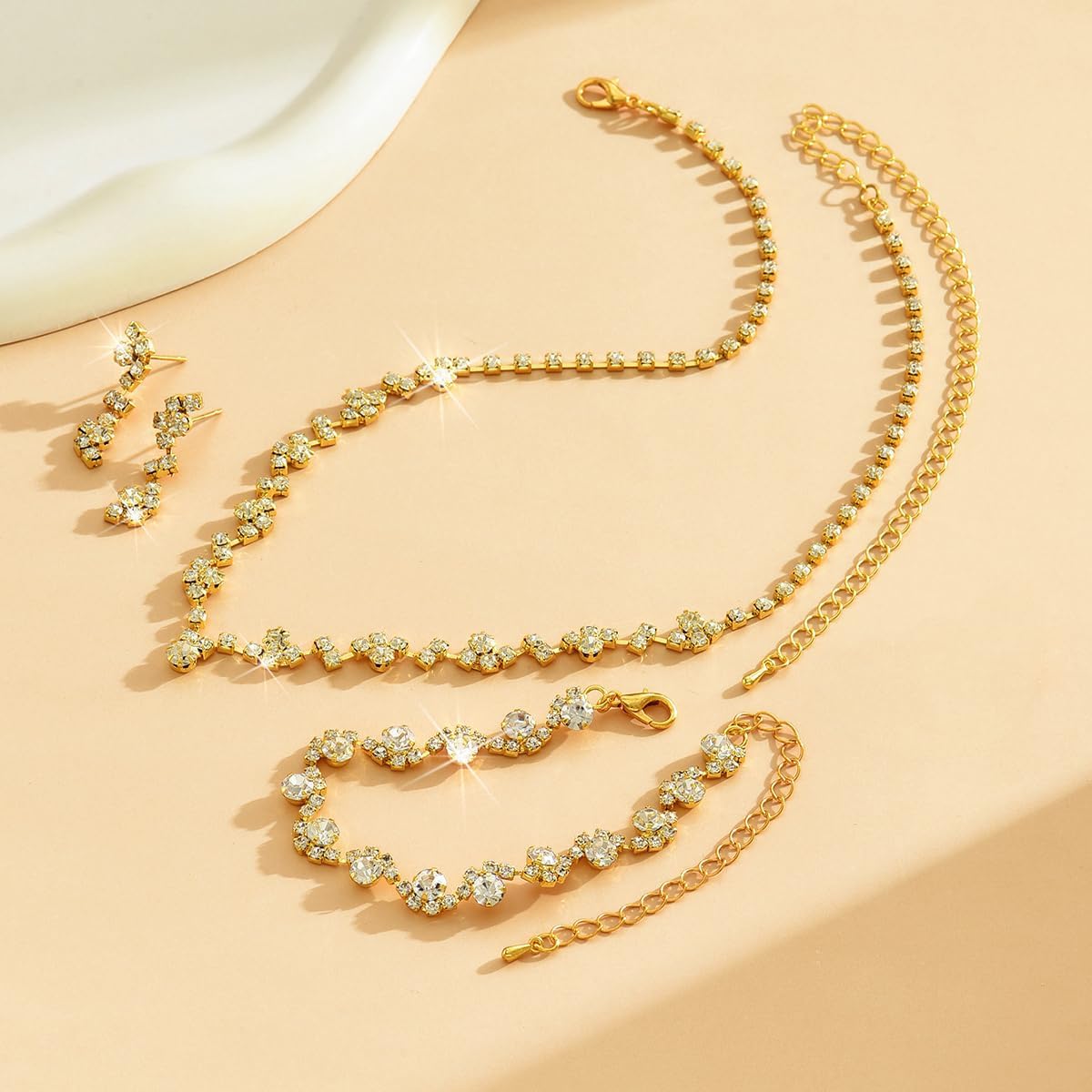 Prom Earrings Necklace Bracelet Set Elegant Crystal Rhinestone Necklace Earrings Bracelet Bridal Wedding Prom Dresses Costume Outfit Gold Jewelry Sets for Women