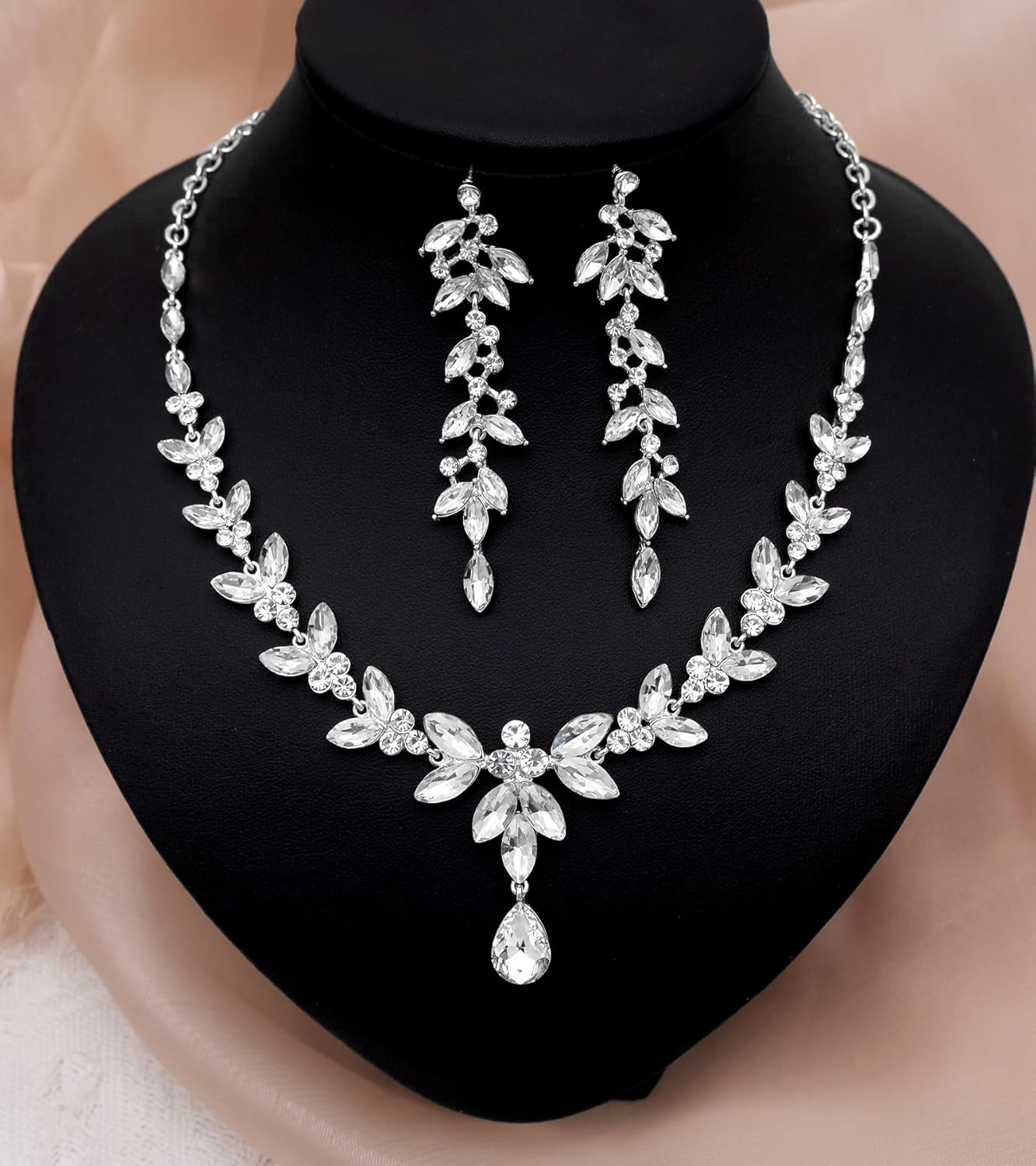 CSY 4 Pcs Elegant Bridal Jewelry Sets Austrian Marquise Crystal Wedding Necklace Dangle Earrings Tennis Bracelet Ring Set for Bride Women Costume Accessories