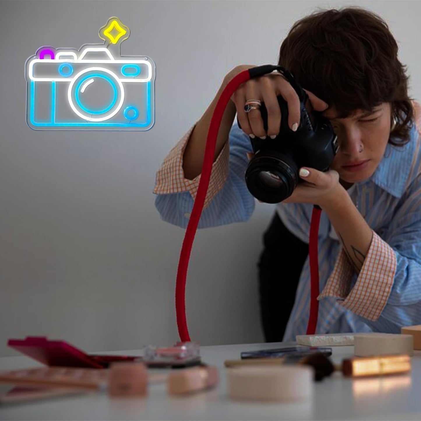 Camera Neon Sign Dimmable LED Light Up Wall Decor Multi-Color Retro Photography Studio Art Vintage Vlogger Background Accessory for Bedroom, Gaming Room, Store Photographer Gifts(13.3 * 12.2in)