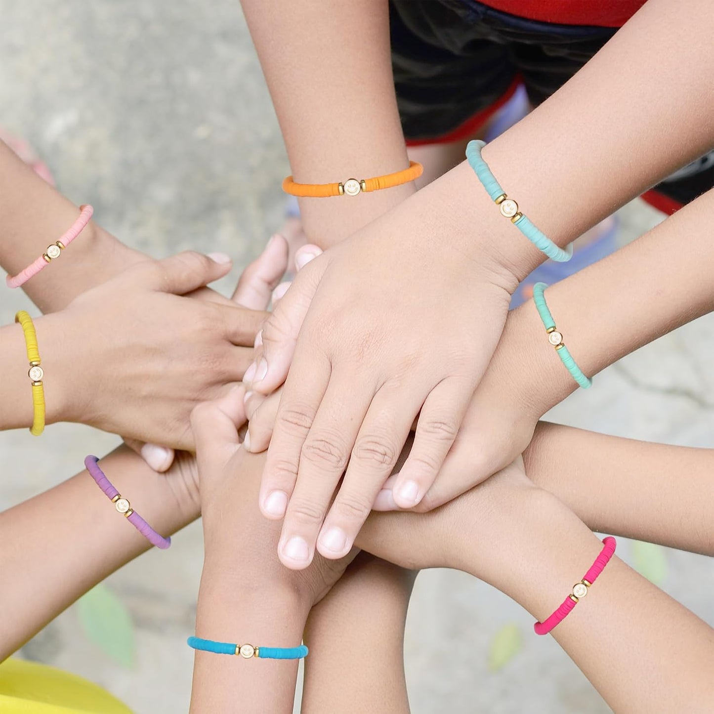 Preppy Bracelets Set Colorful White Gold Smile Heart Star Polymer Beaded Pearl Clay Stackable Charm Y2K Kidcore Aesthetic Summer Beach Bohemian Stretch Layering Bracelets Jewelry for Girls Women Teens