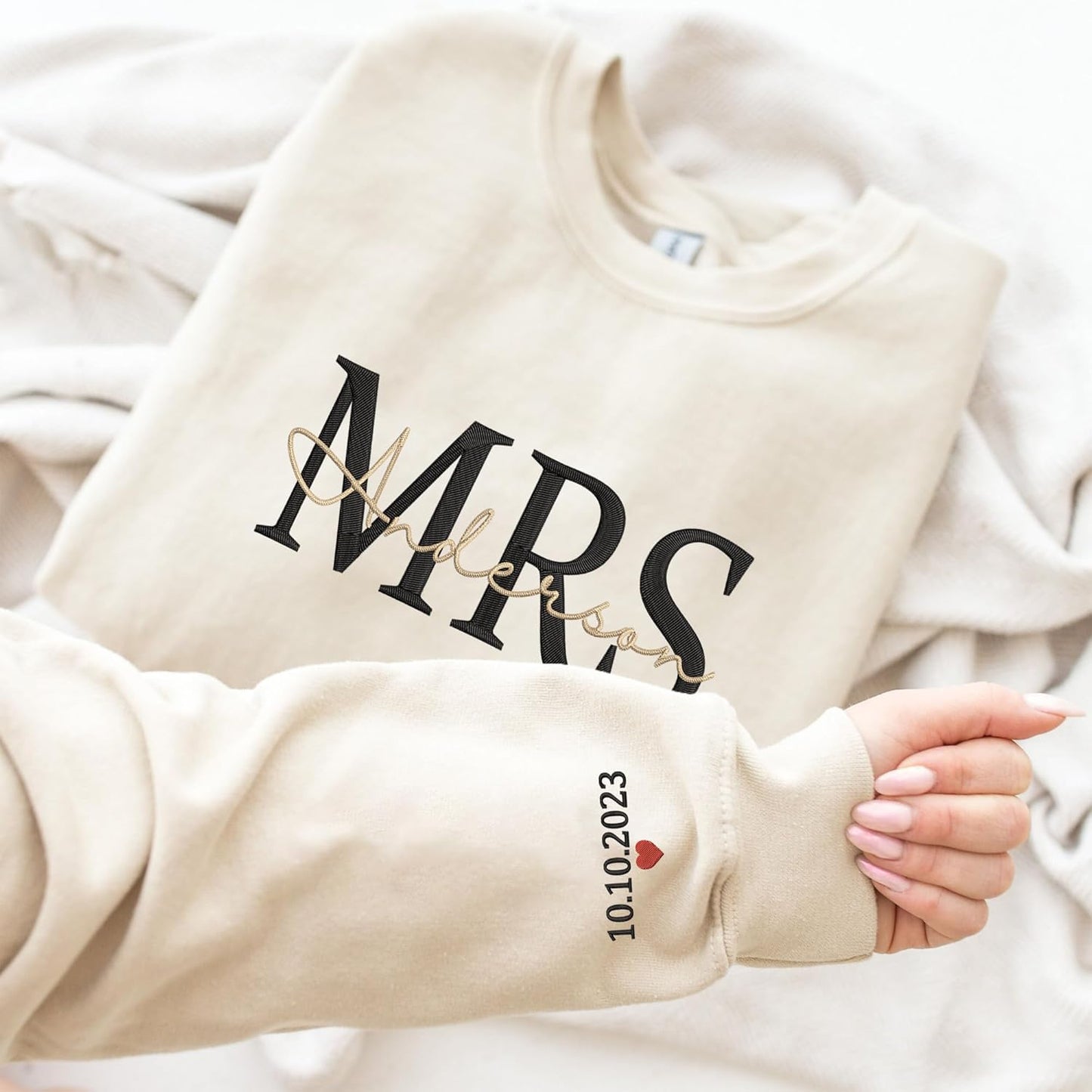 Custom Mr & Mrs Embroidered Sweatshirt – Matching Couple Sweatshirt - Personalized Anniversary Date or Text on Sleeve – Gifts for Him and Her, Wedding, Valentine’s Day, Christmas