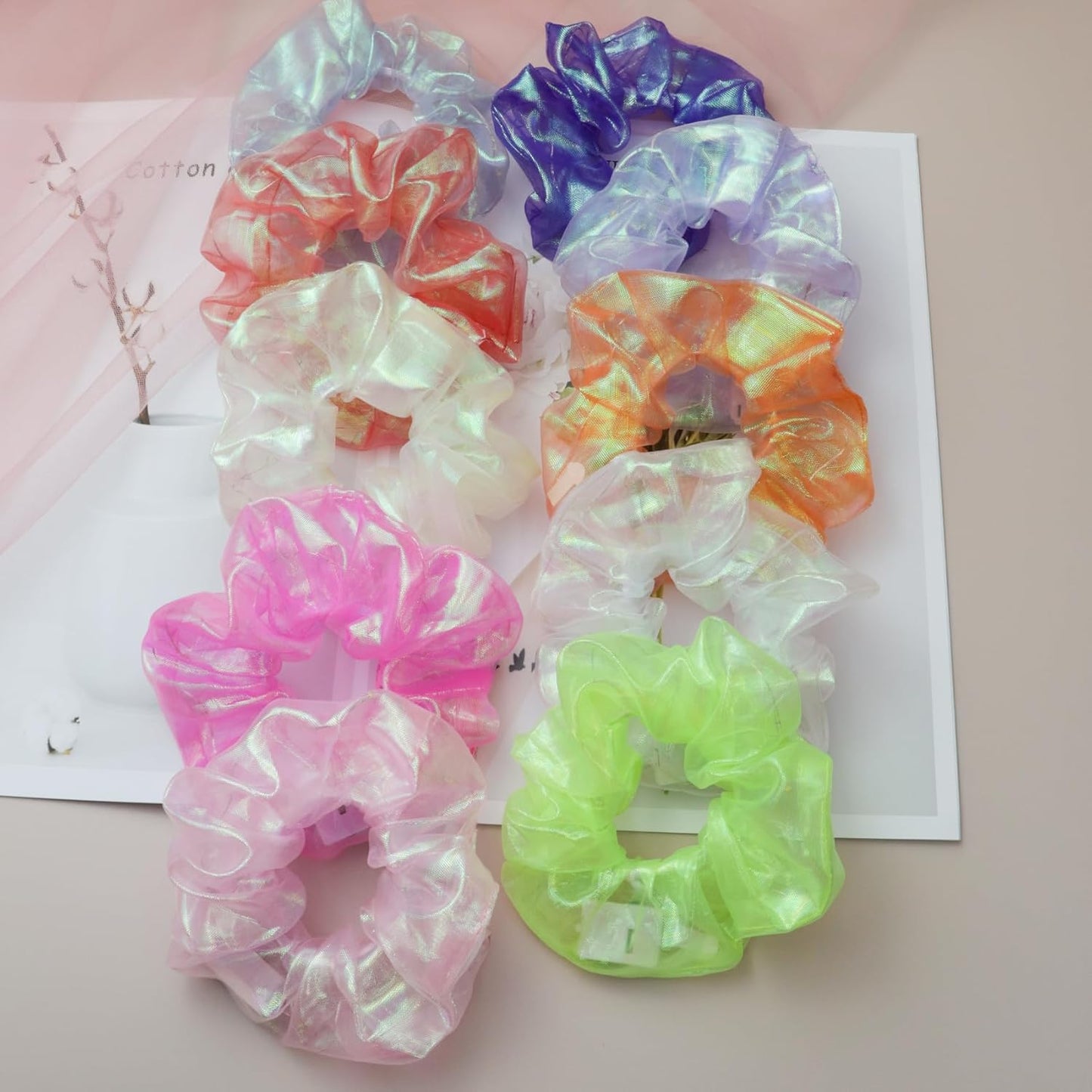 Light Up Scrunchies Christmas Party Favor, Gifts for Girls LED Scrunchy Hair Ties for Women & Girls Hair 80s, Glow in the Dark Party Supplies Festival Rave Accessories for Neon Glow Party