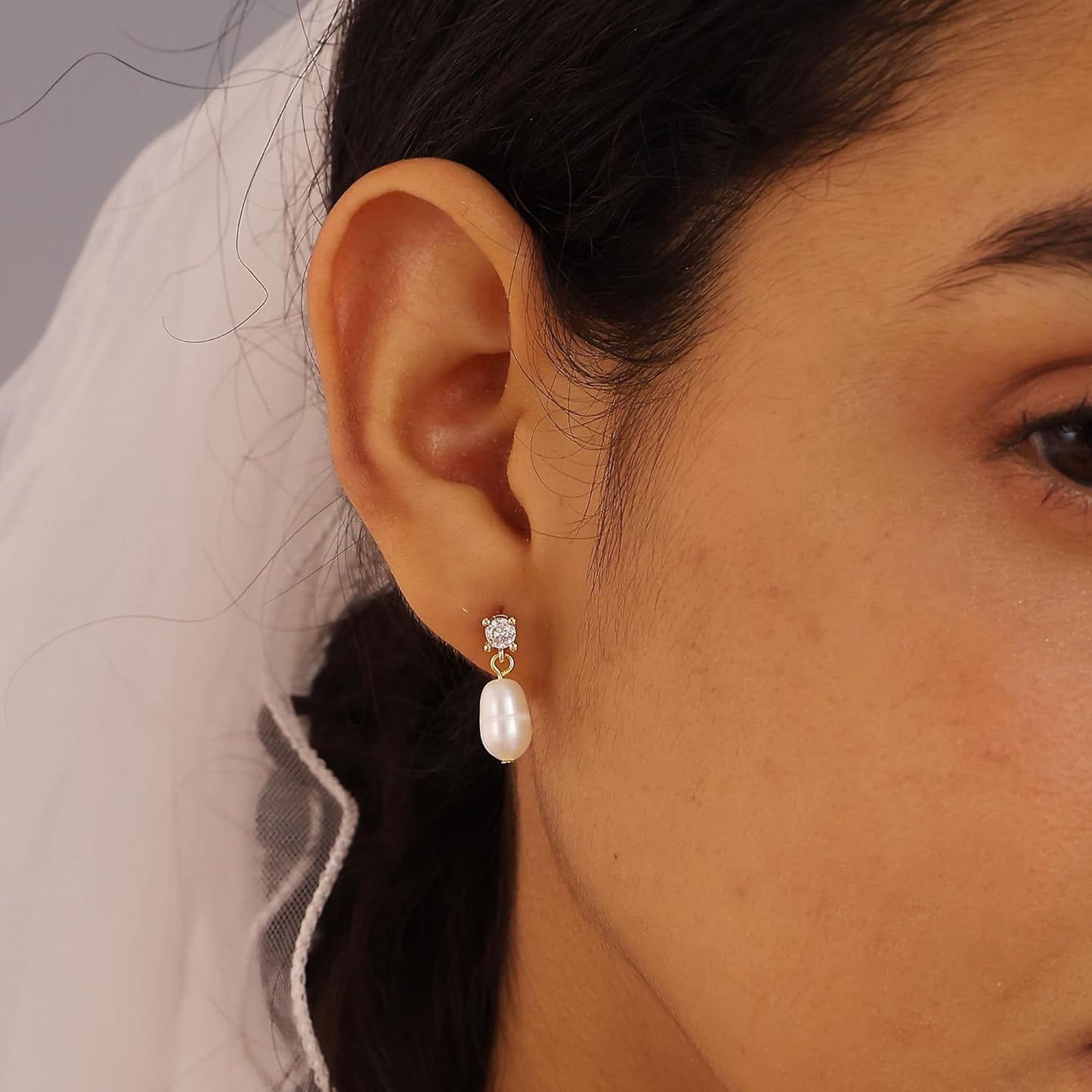 SELSHE Dangle Earrings for Women, 14k Gold Plated Pearl Drop Earring Dainty Gold Earrings for Women Trendy Cute Prom Bridal Earring Long Wedding Pearl Earring Formal Jewelry