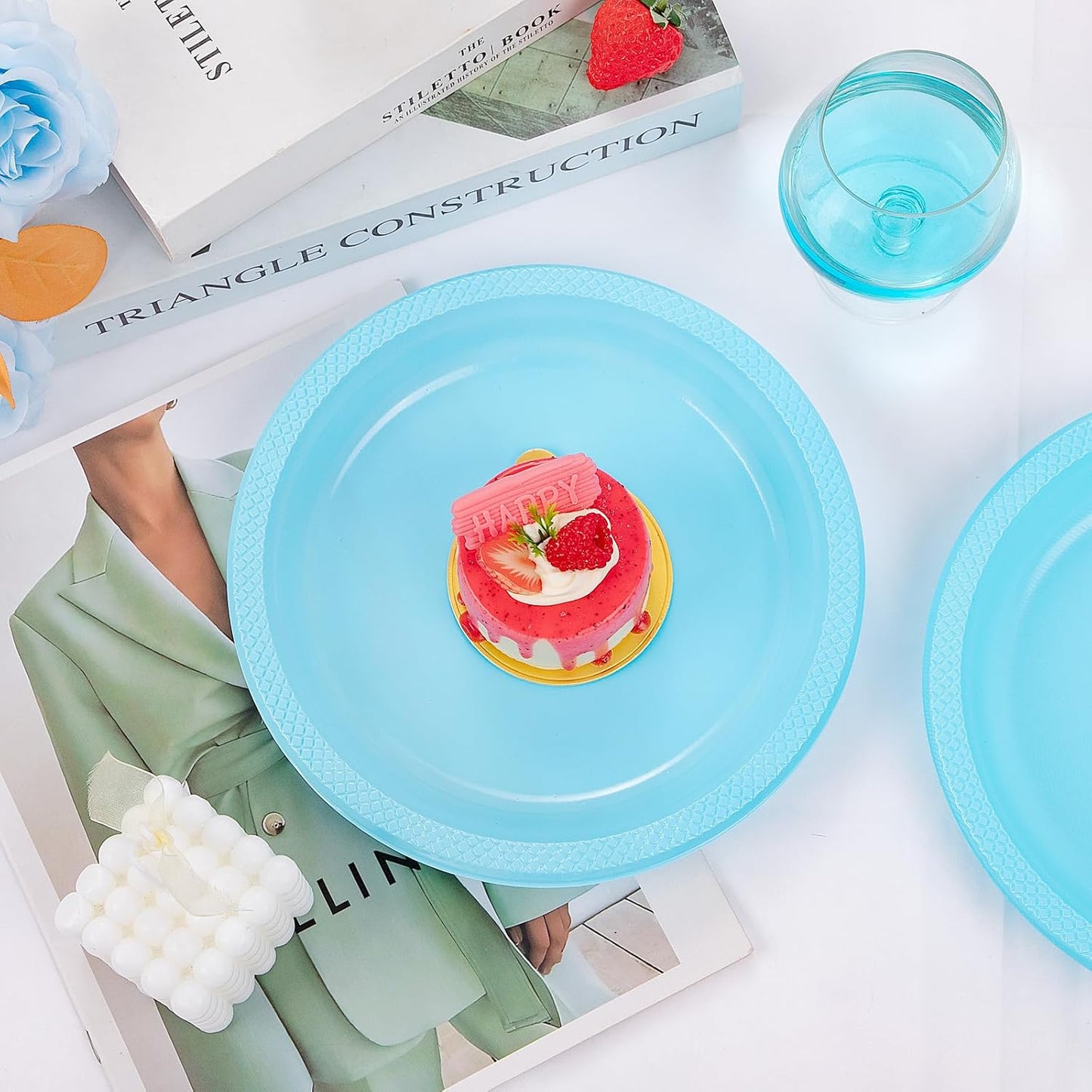 WELLIFE 9 Inch Plastic Plates Light Blue 50 Count Disposable Plate for Party, Dessert Plates for Dinner Cake Salad Supplies Birthday