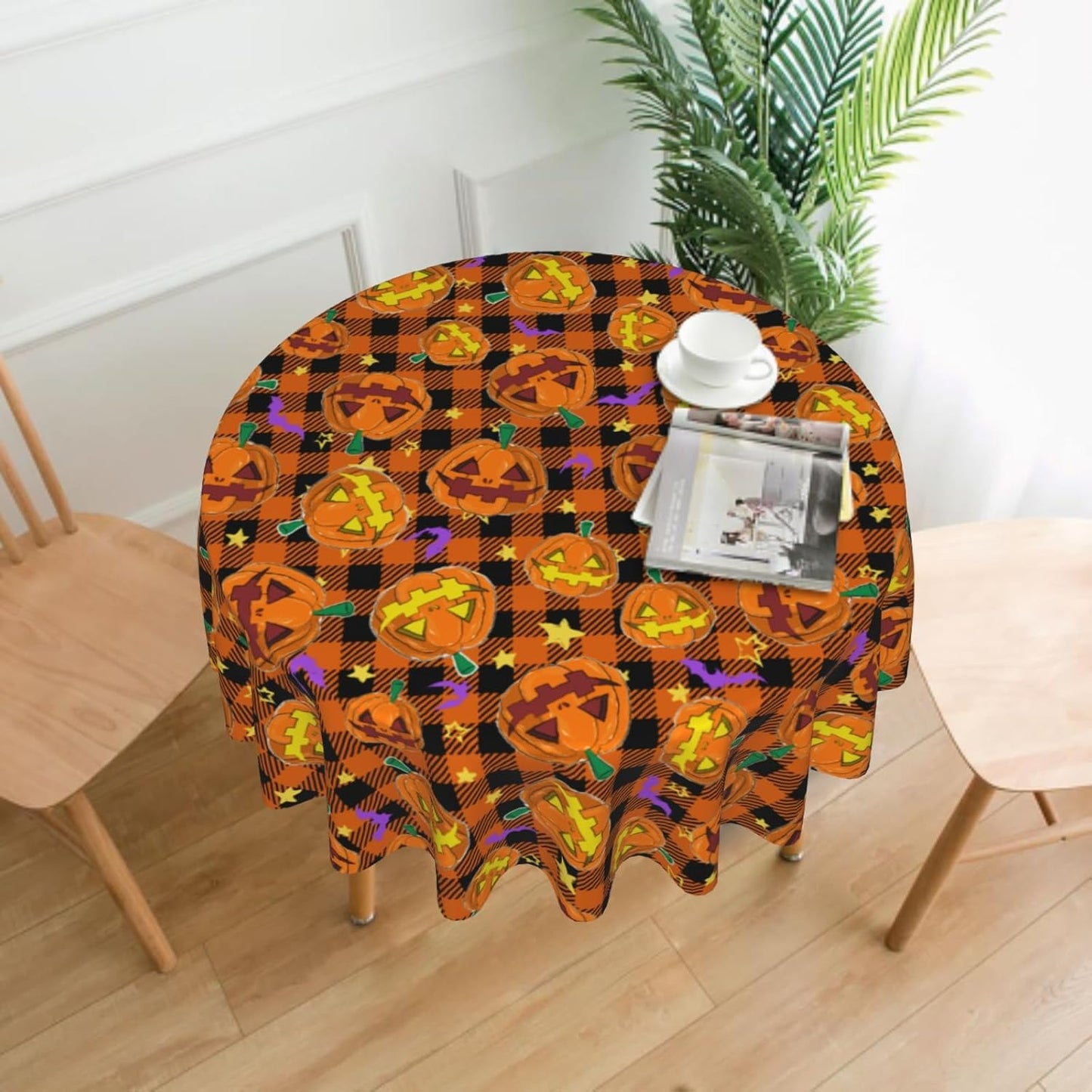 Giwawa Happy Halloween Round Tablecloth 60 Inch Spooky Pumpkins Bats Checkered Circle Table Cover Orange Black Buffalo Plaids Table Cloth Washable Polyester for Dining Kitchen Party Holiday Decor