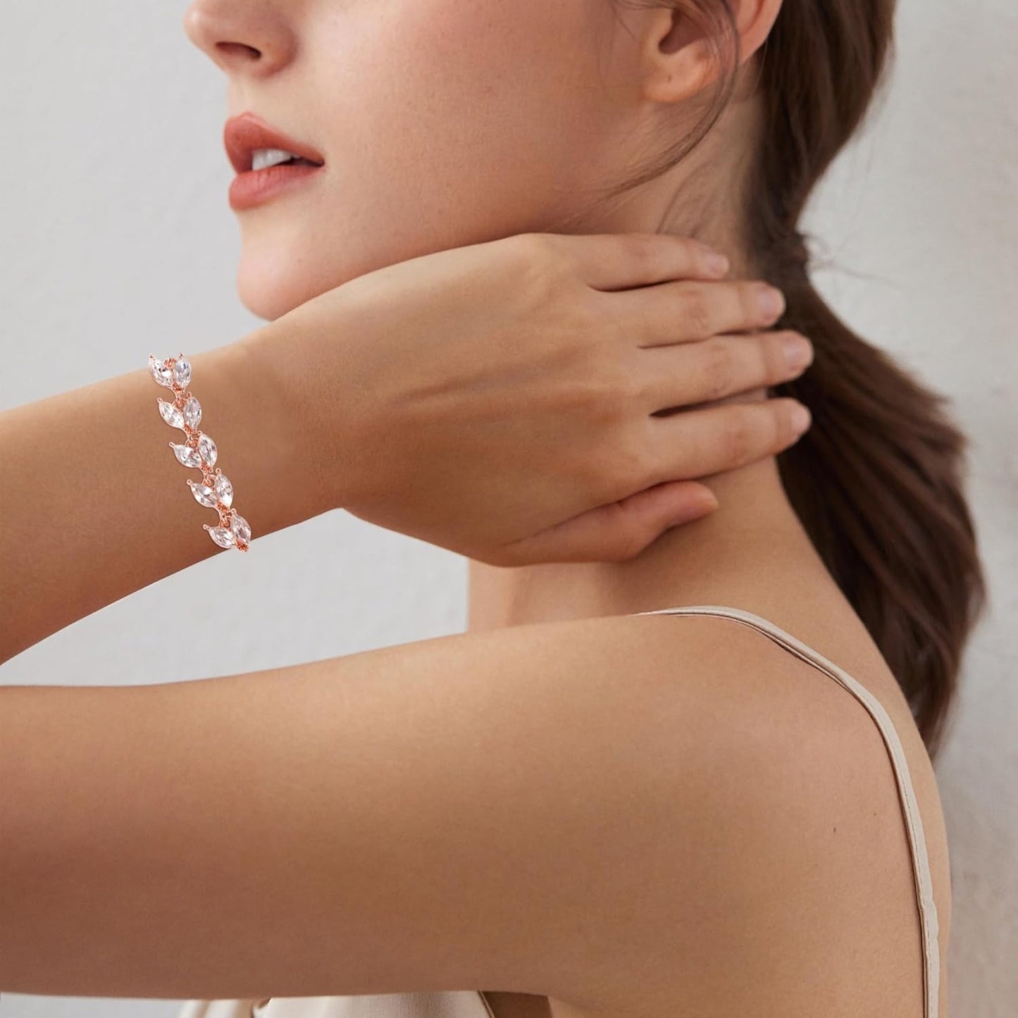 Kamirola Bridal Jewelry Set, Jewelry Set for Women, Necklace Dangle Earrings Bracelet Set, White Gold Plated (TR76)